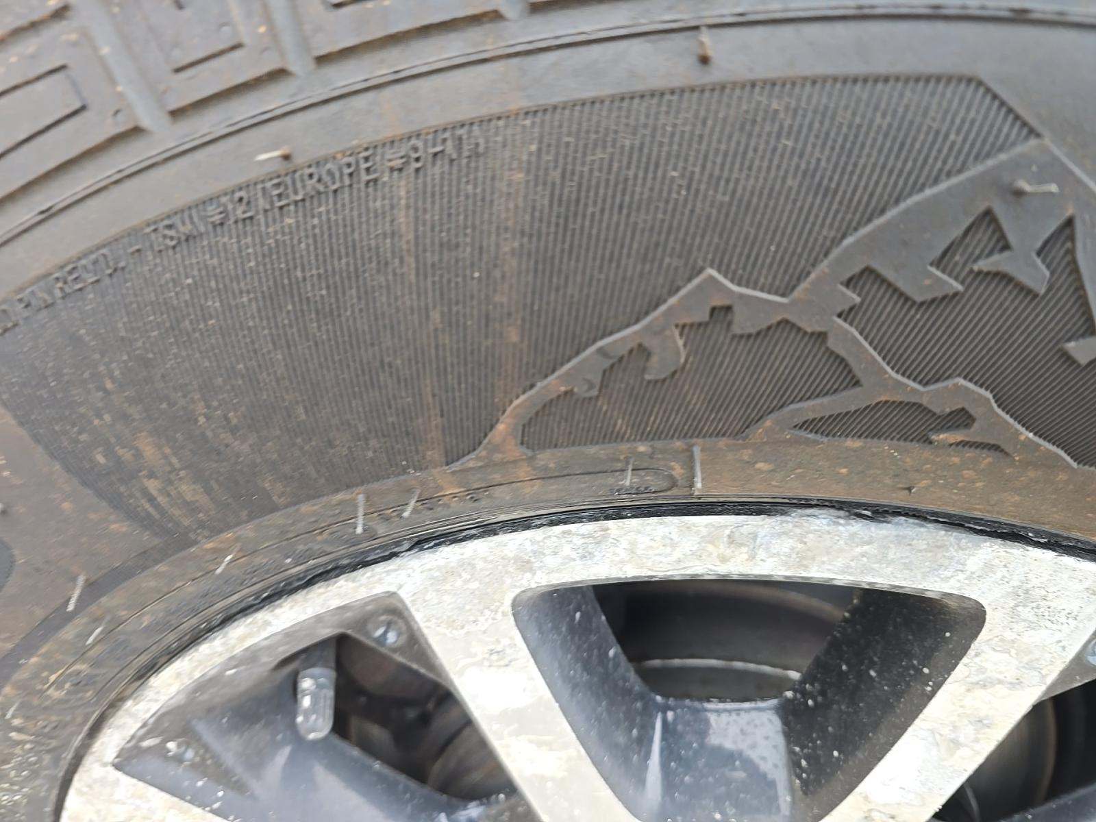 2015 Toyota Tundra SR AWD