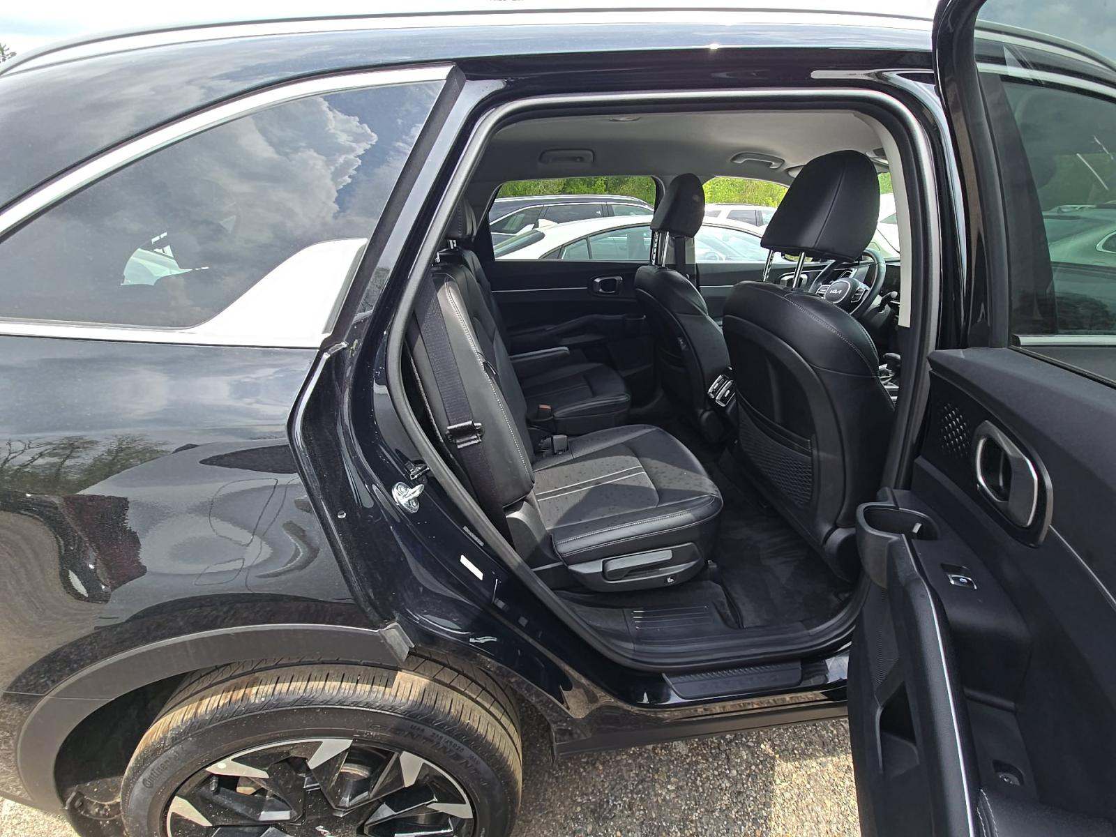2025 Kia Sorento X-Line AWD