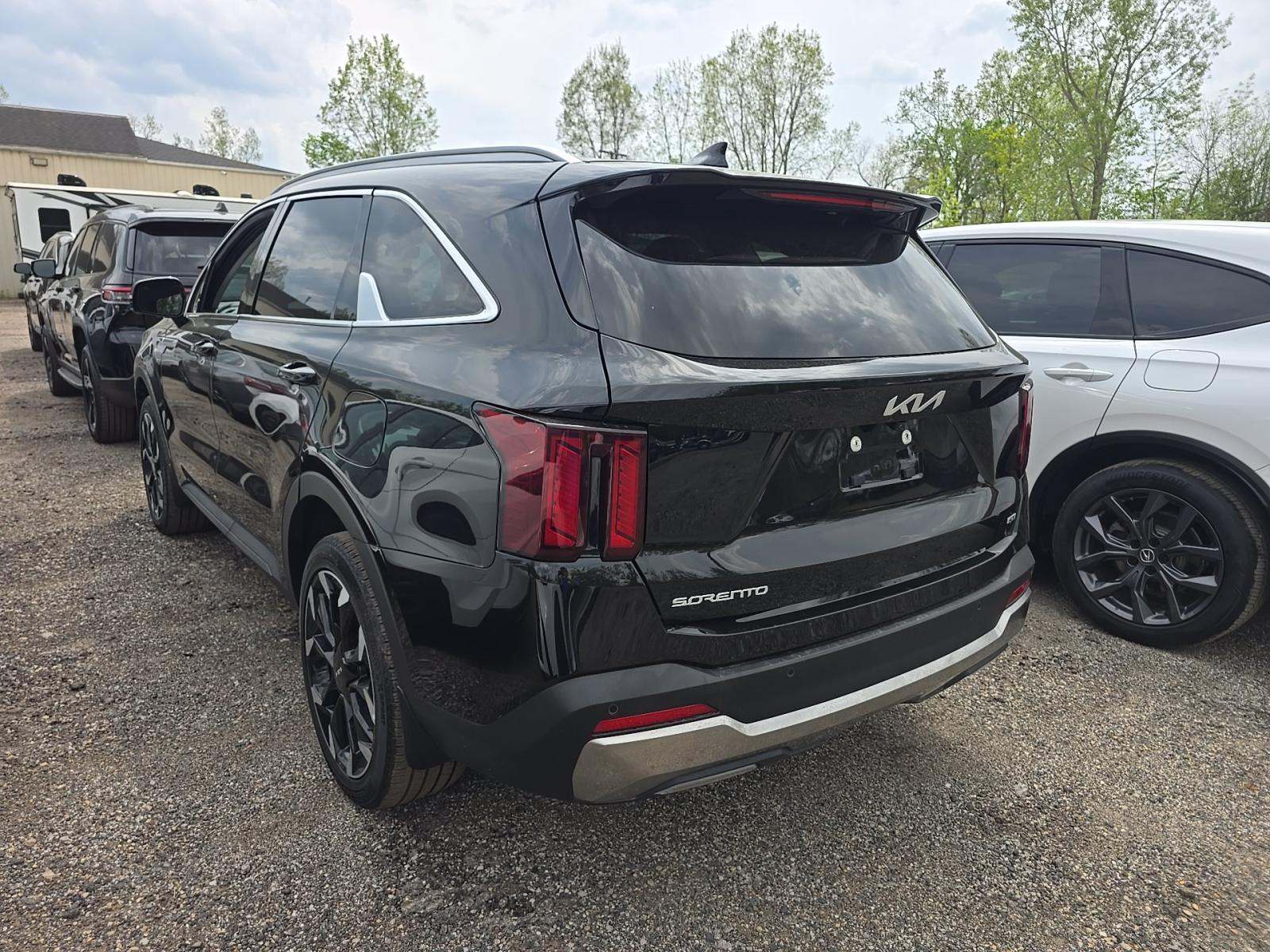 2025 Kia Sorento X-Line AWD