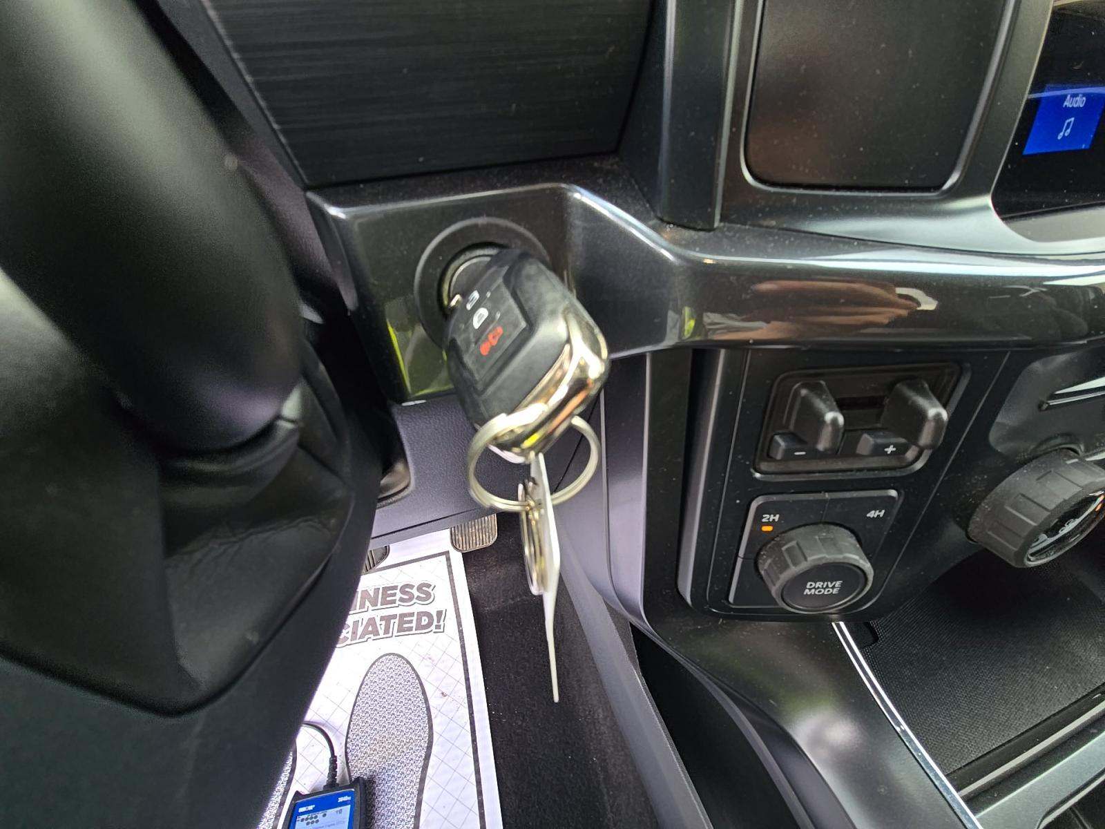 2025 Ford F-150 STX AWD