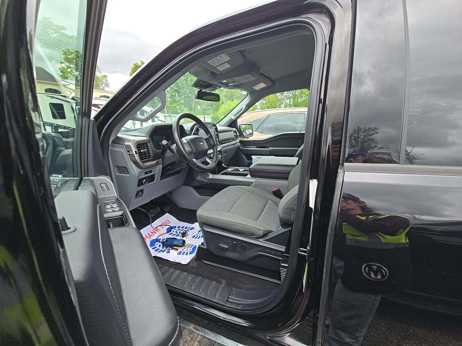 2025 Ford F-150 XLT AWD