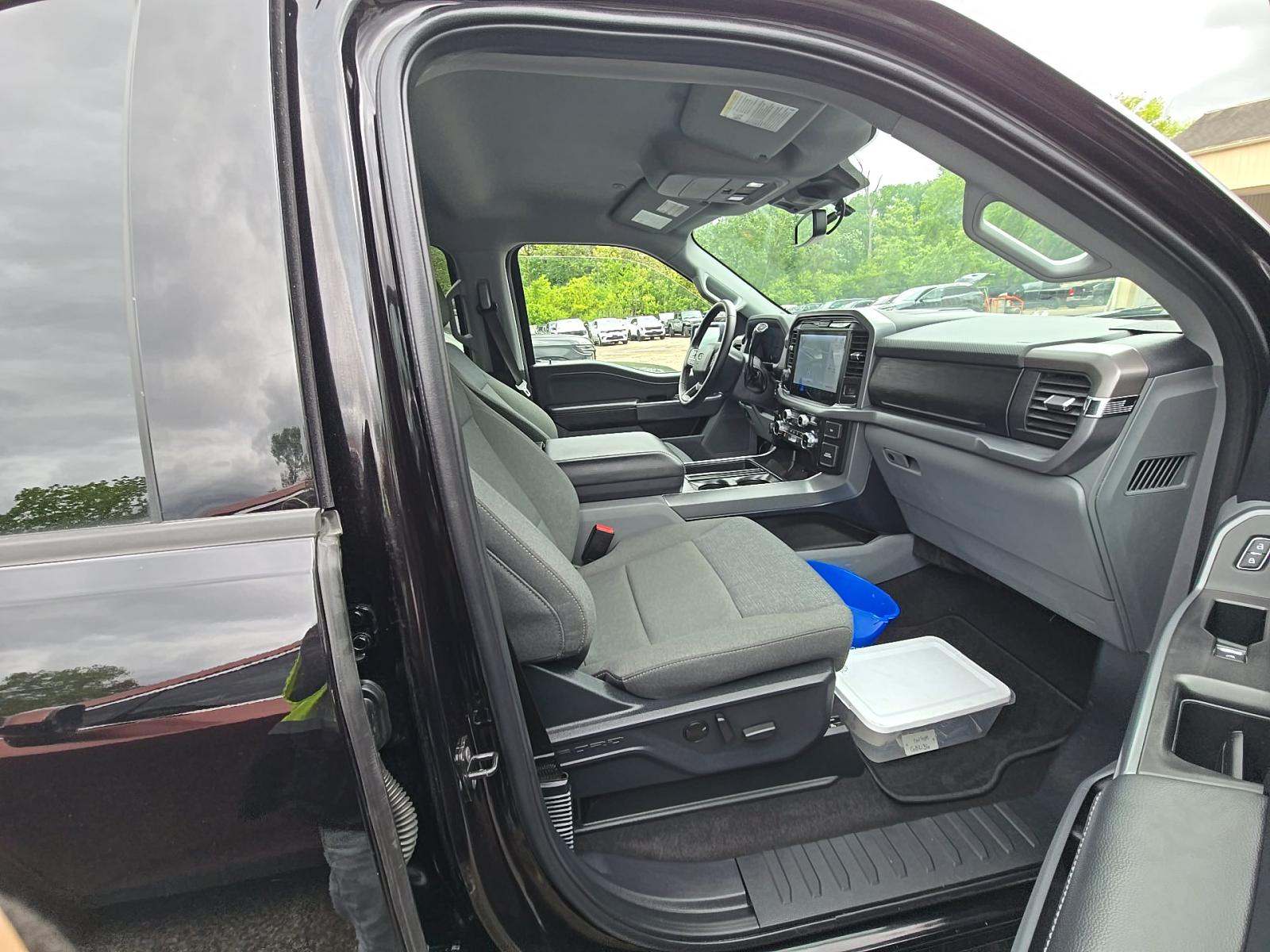 2025 Ford F-150 XLT AWD
