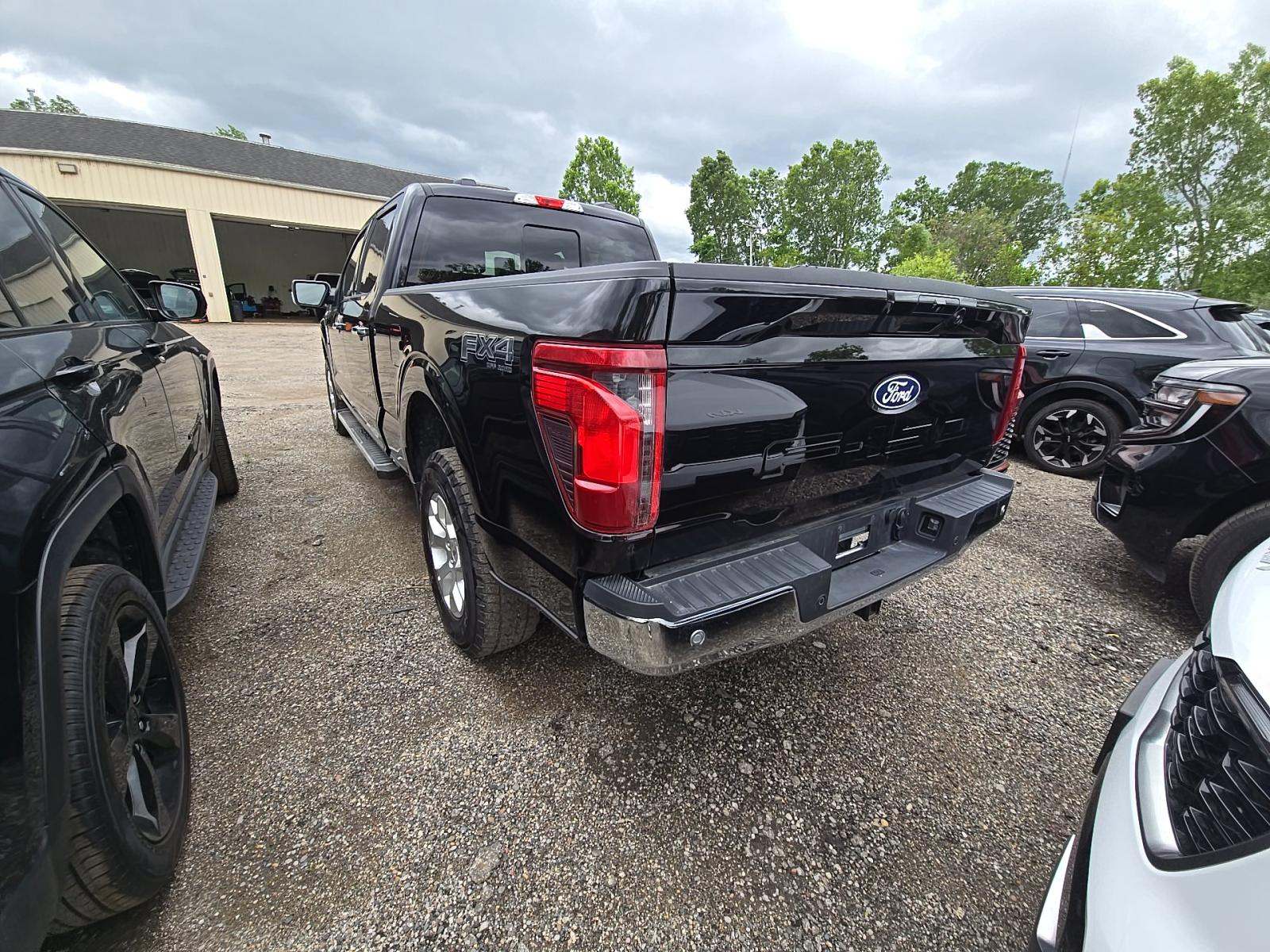 2025 Ford F-150 XLT AWD