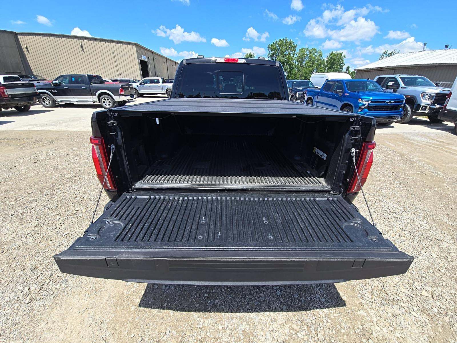 2024 Ford F-150 Hybrid Lariat AWD