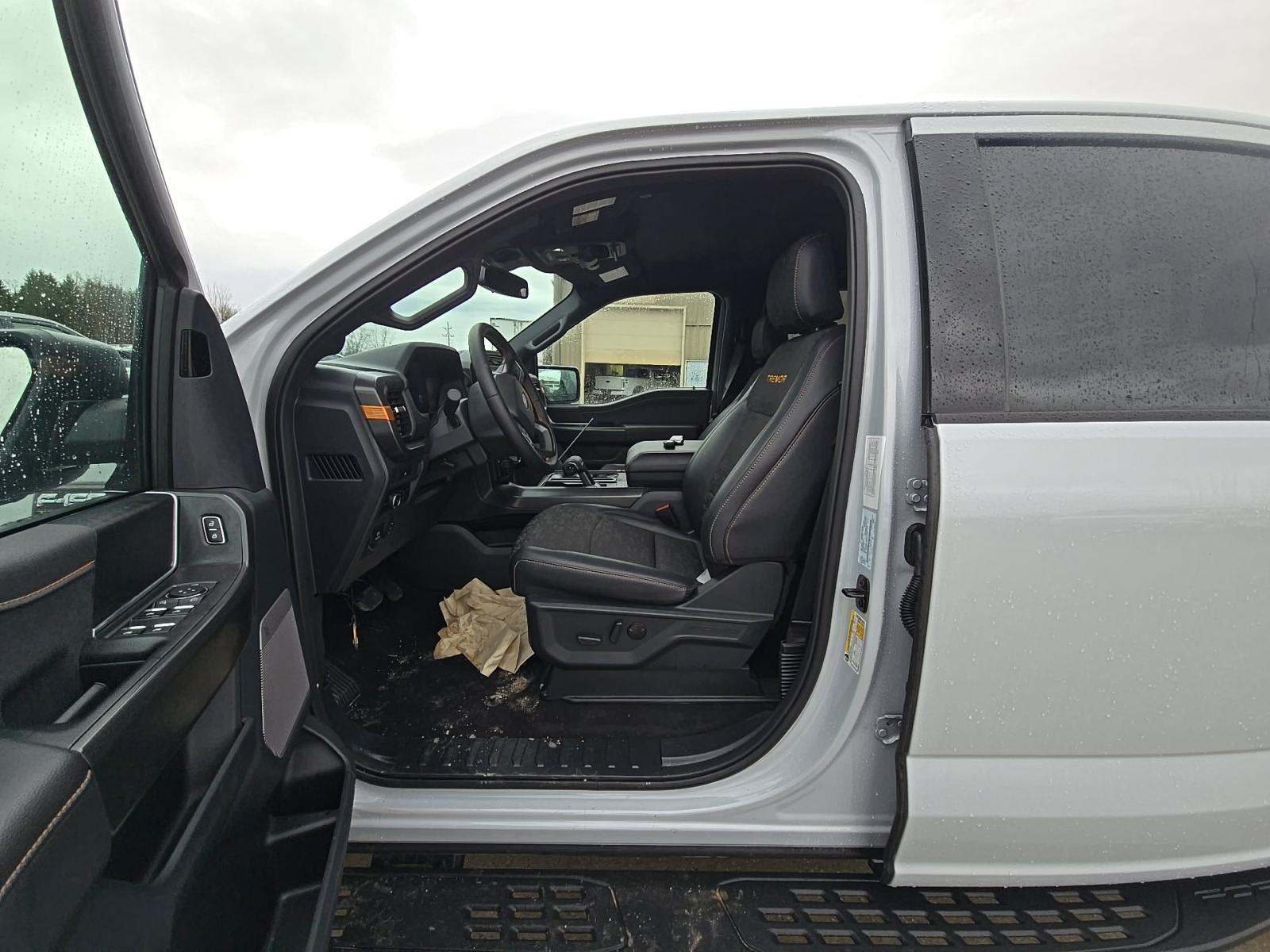 FORD F-150 - 2