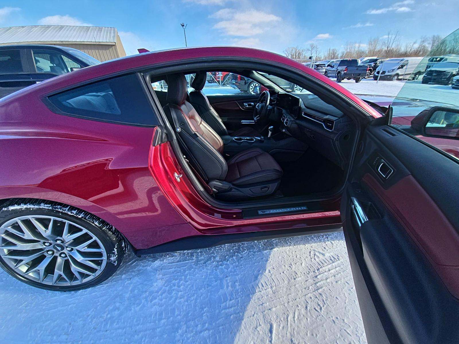 2025 Ford Mustang GT Premium RWD