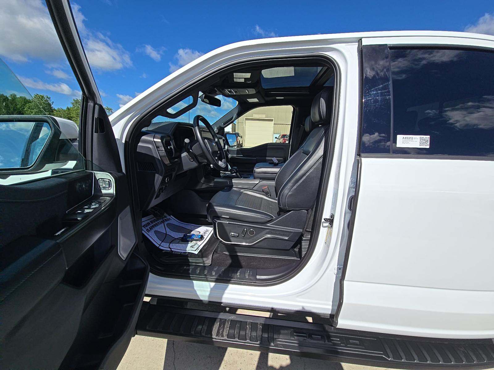 2024 Ford F-150 Hybrid Lariat AWD