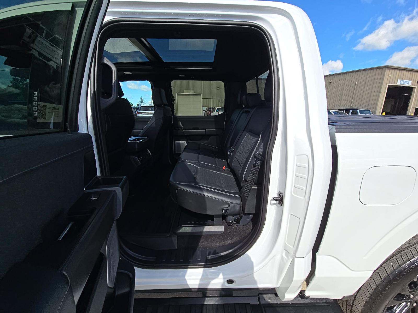 2024 Ford F-150 Hybrid Lariat AWD