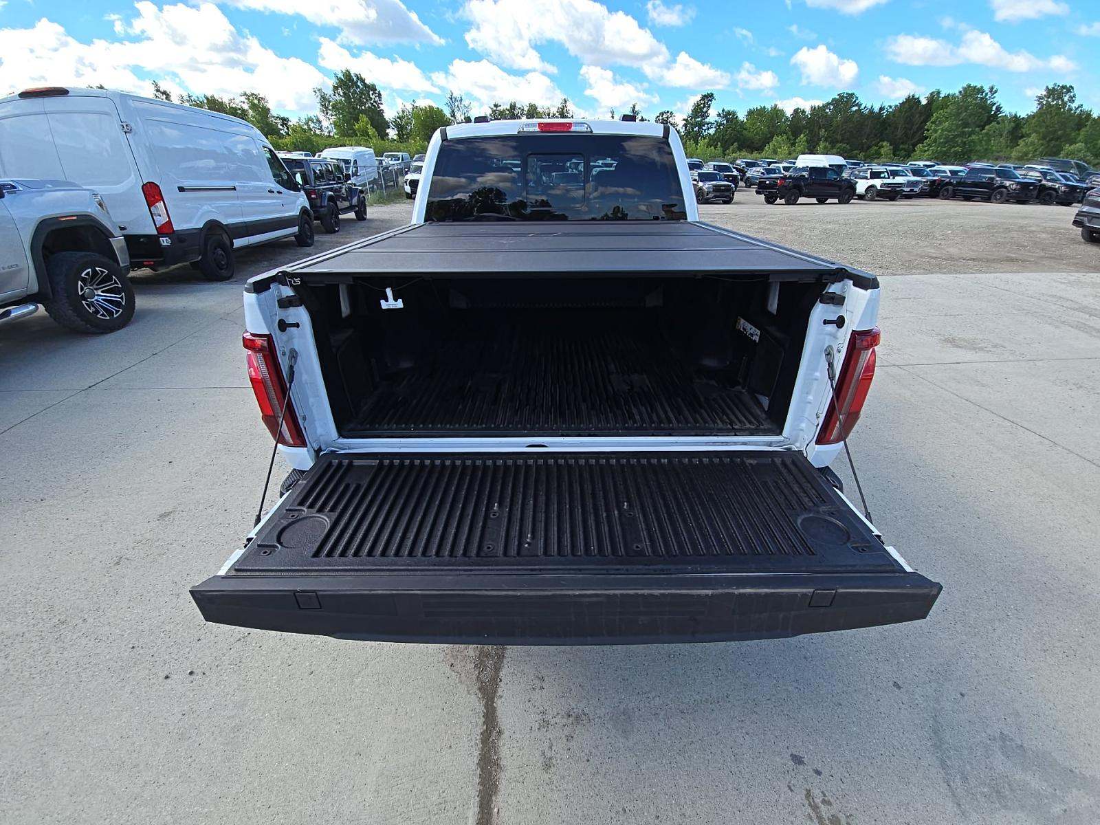 2024 Ford F-150 Hybrid Lariat AWD