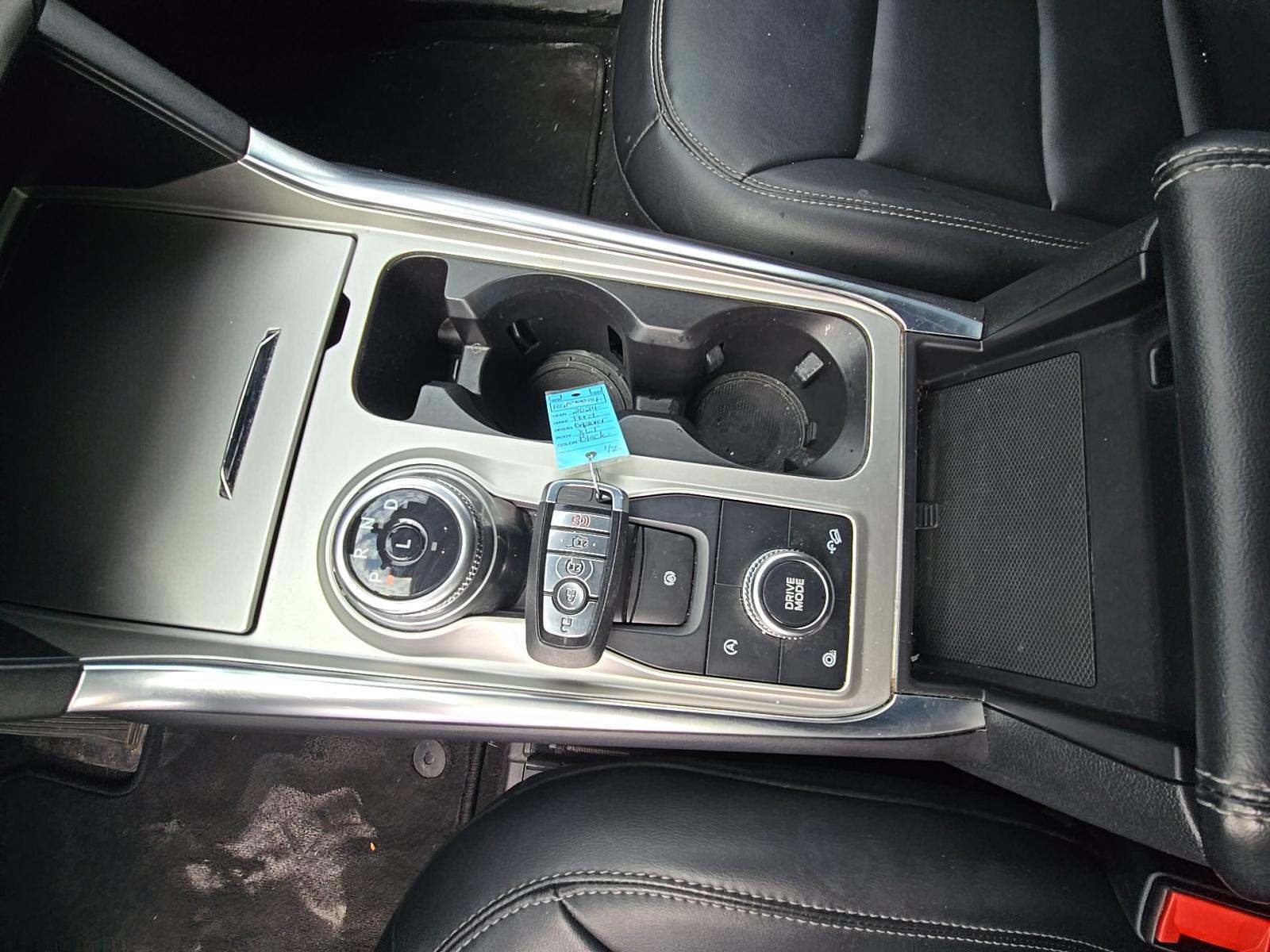 FORD EXPLORER - 4