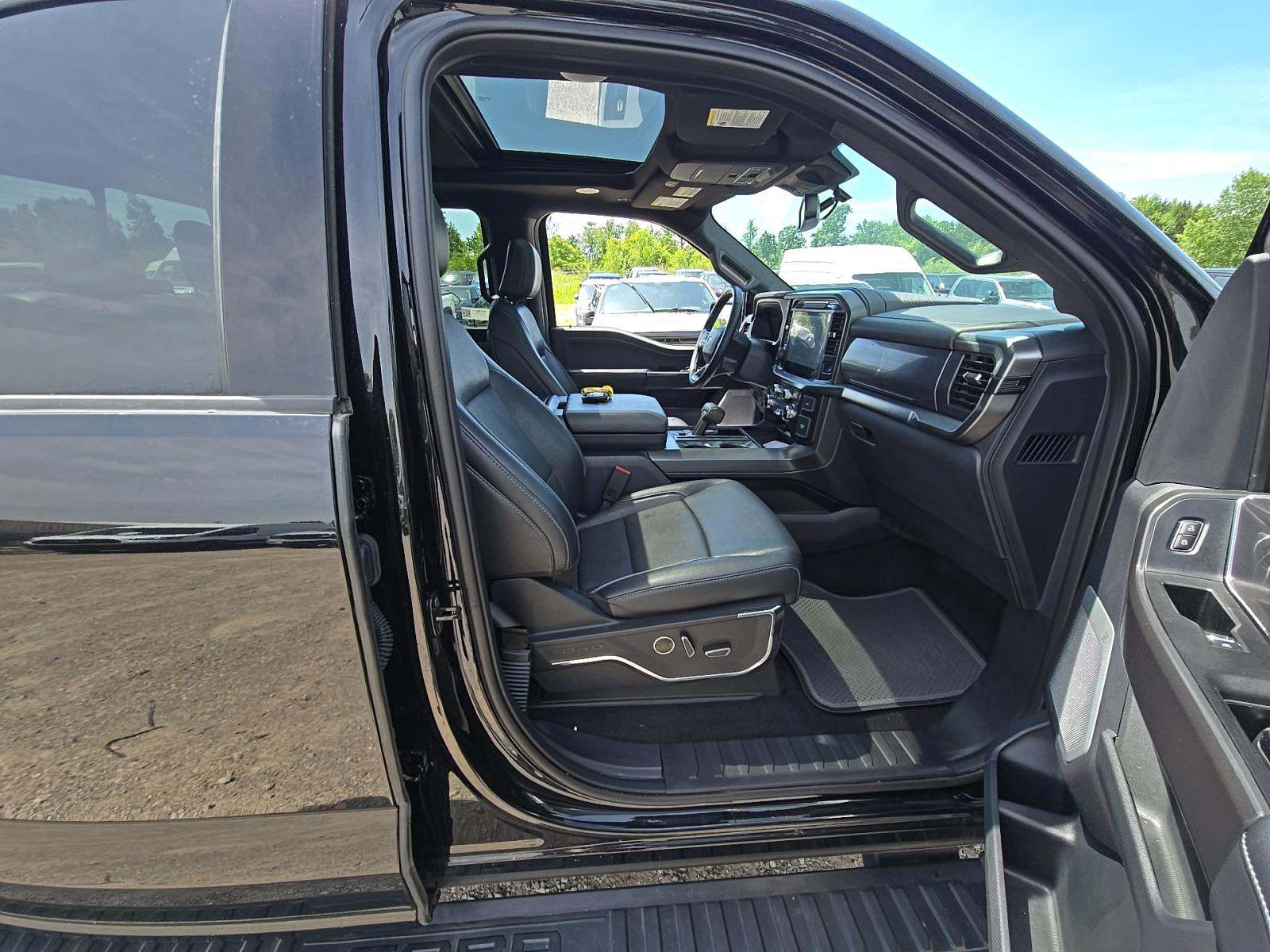 2024 Ford F-150 Hybrid Lariat AWD