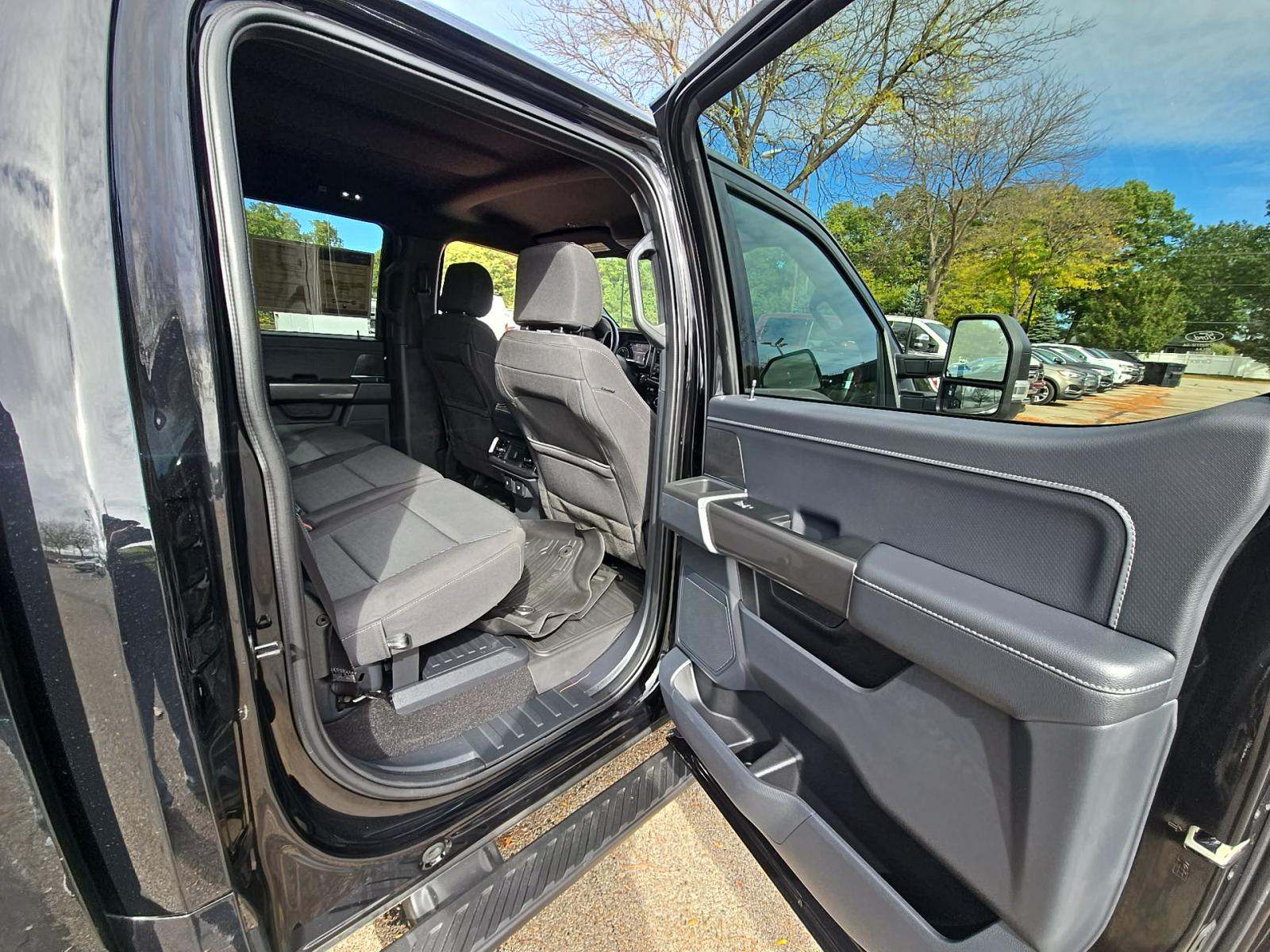 2023 Ford F-150 Hybrid XLT AWD