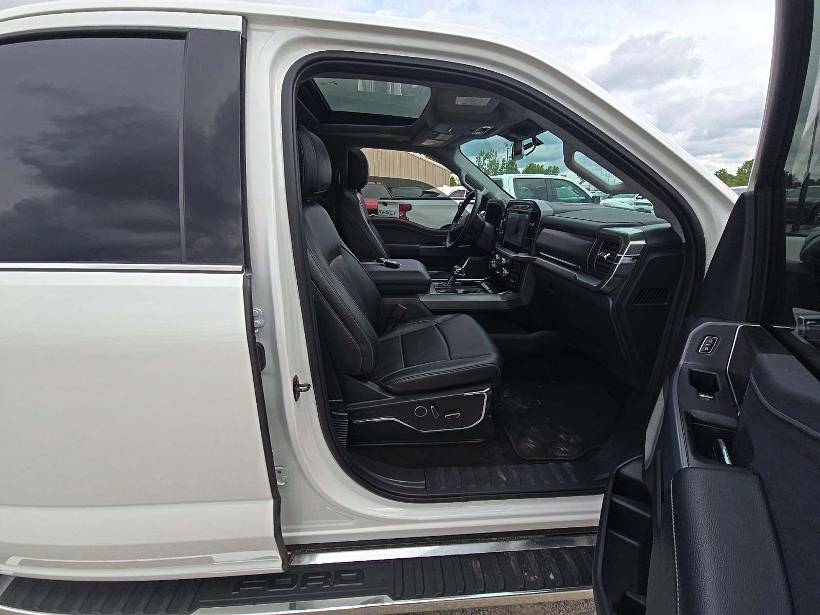2023 Ford F-150 Lariat AWD