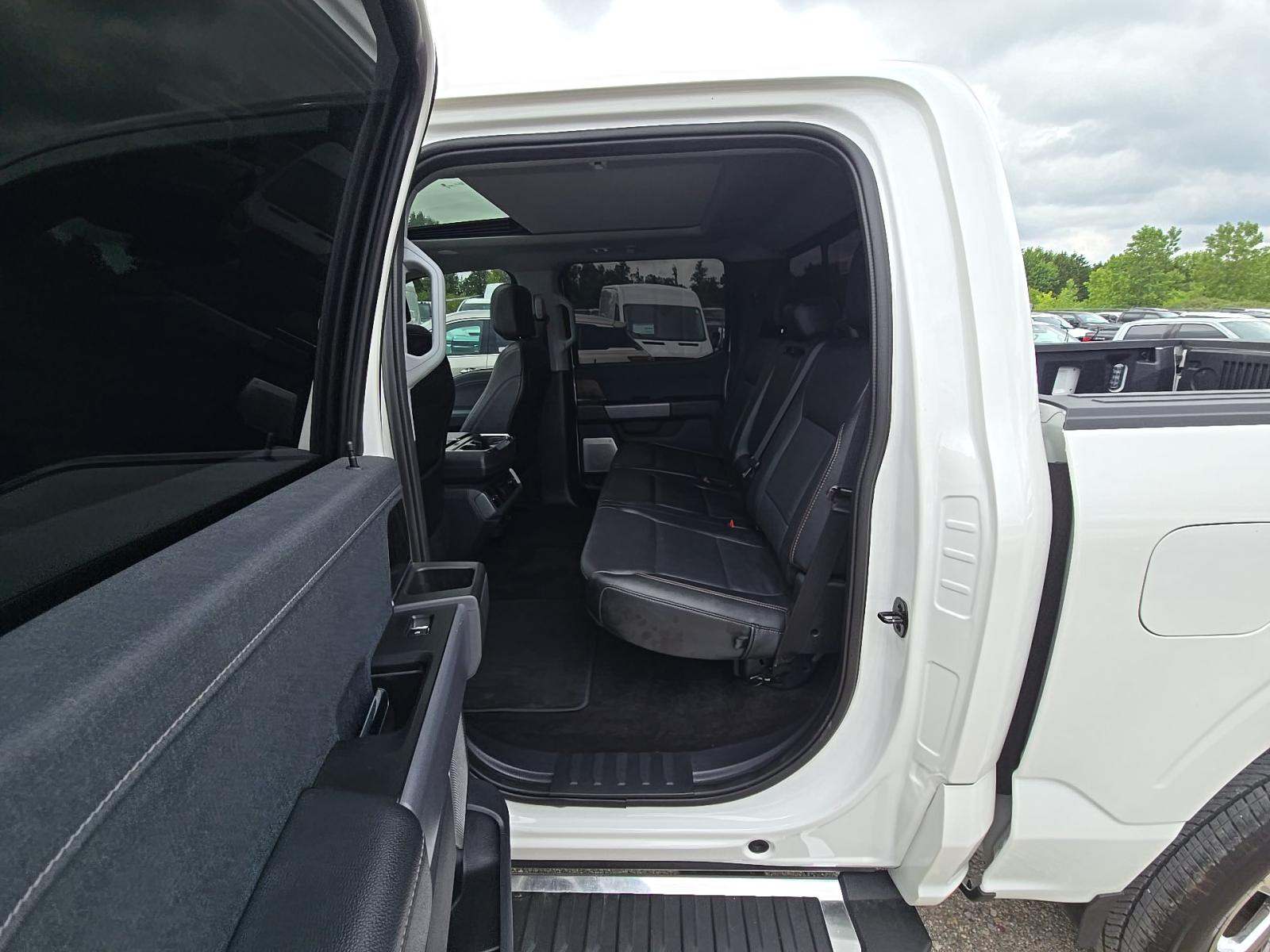 2023 Ford F-150 Lariat AWD