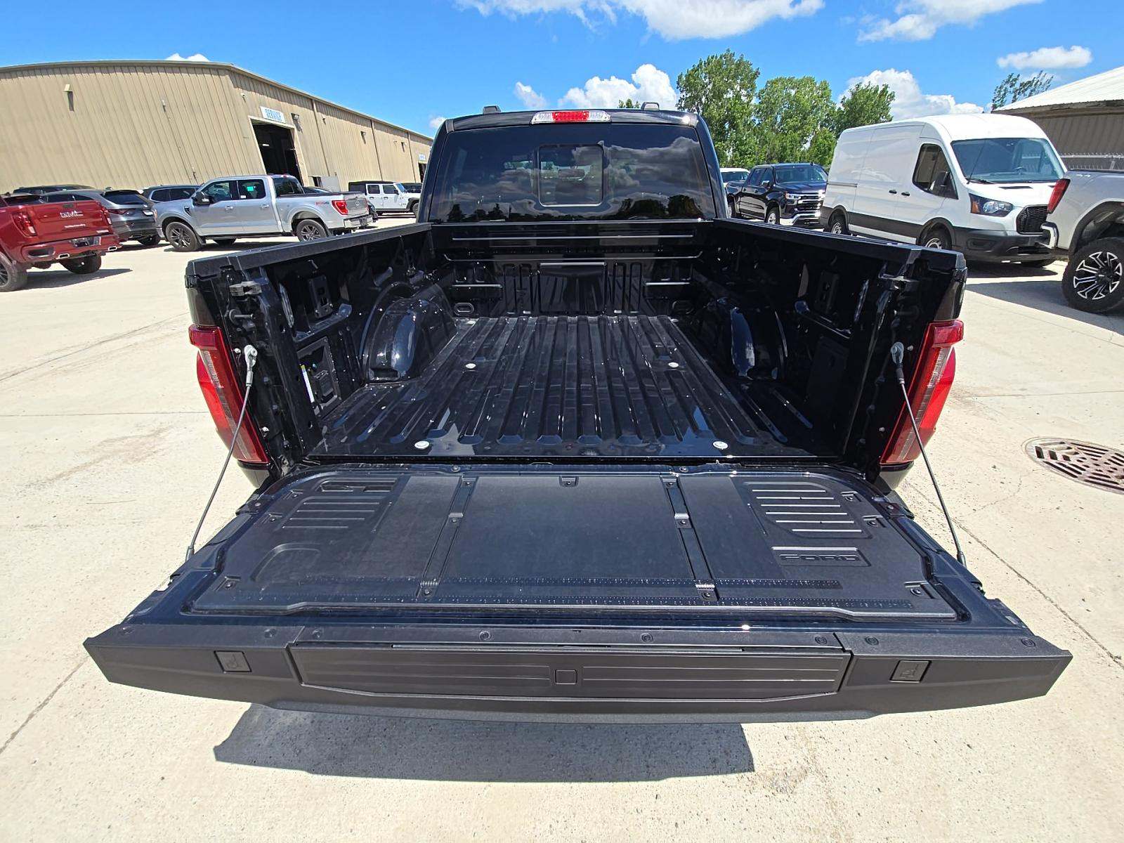 2026 Ford F-150 Hybrid XLT AWD