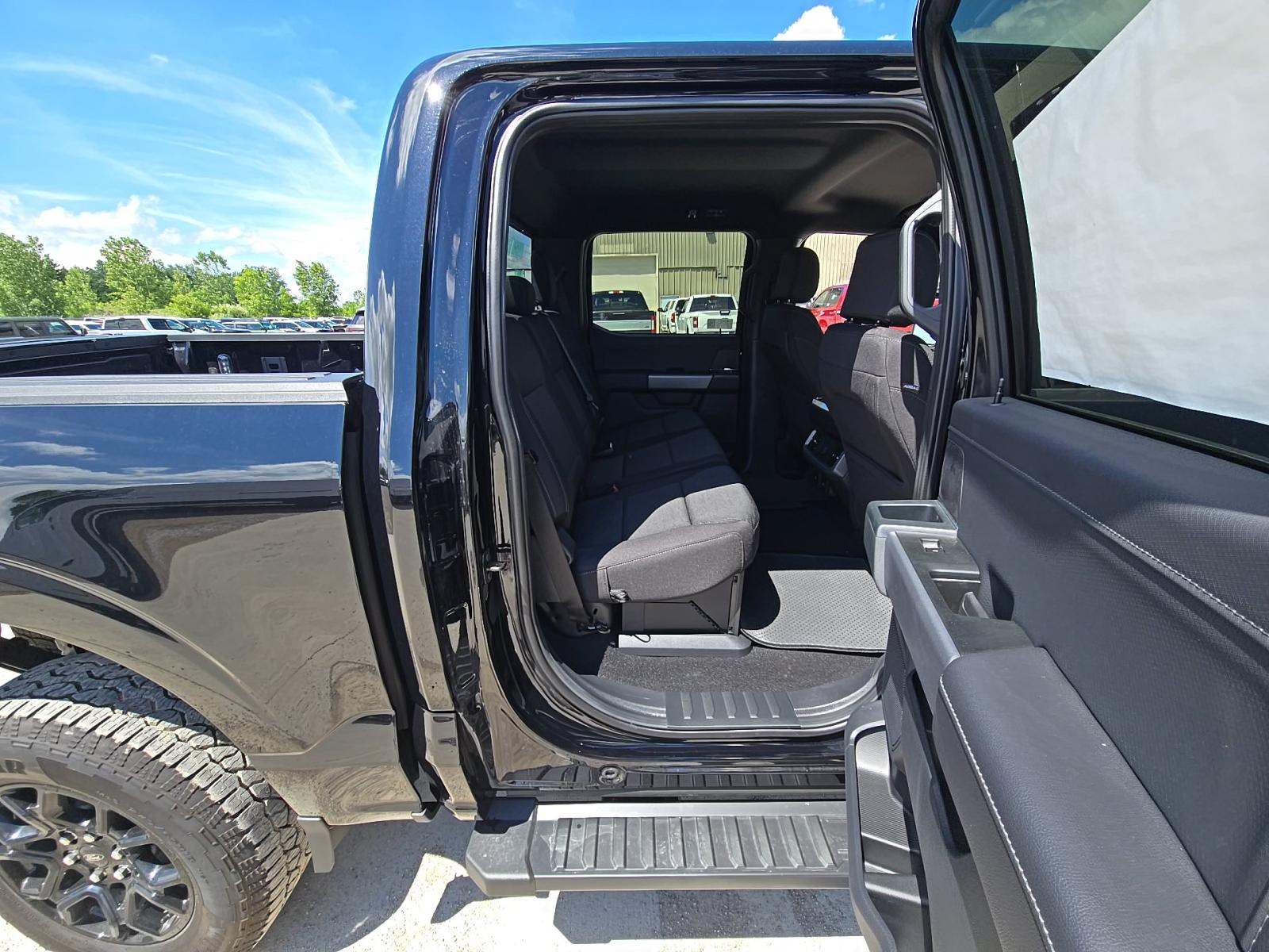 2026 Ford F-150 Hybrid XLT AWD