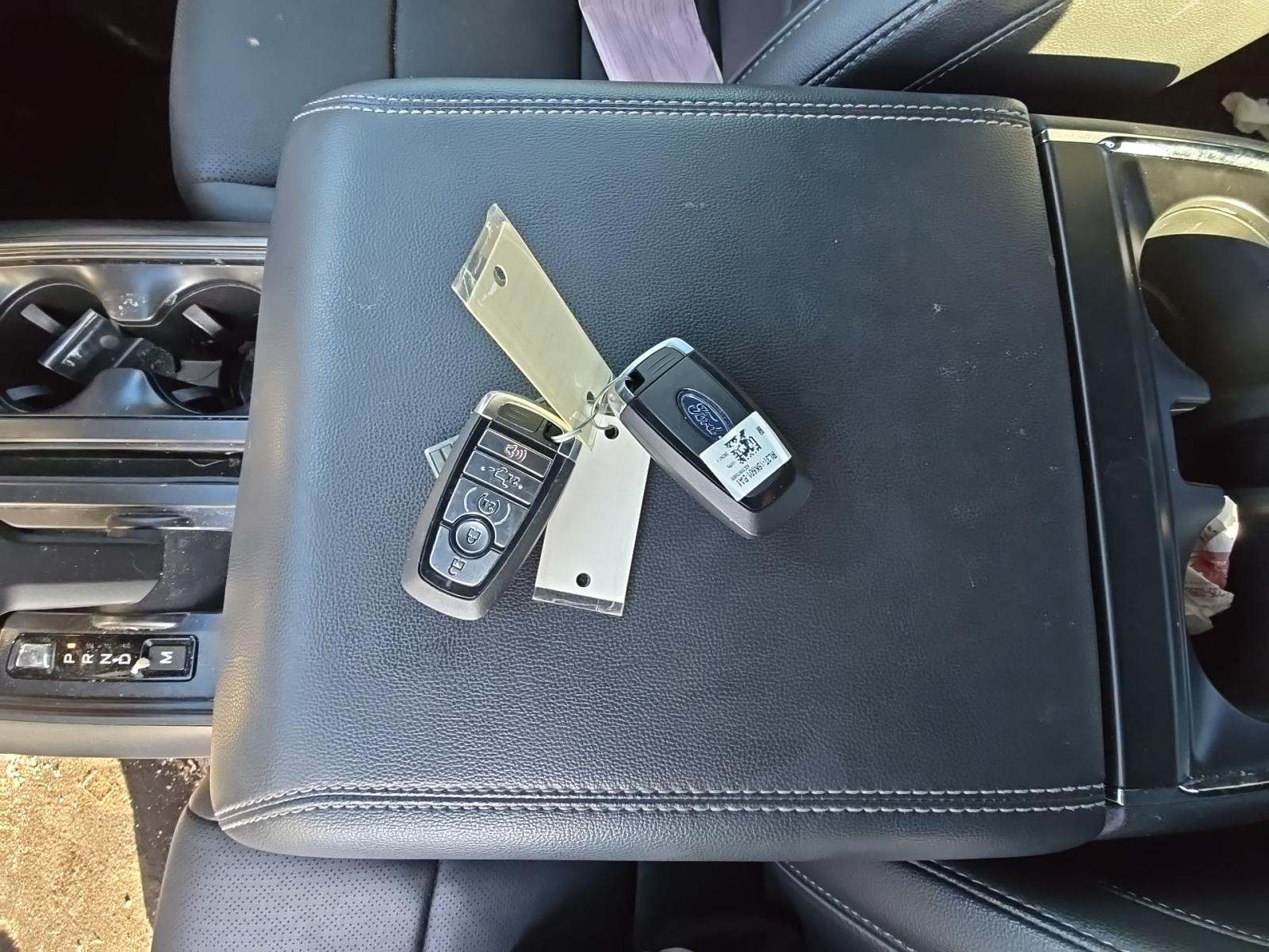 2025 Ford F-150 Lariat AWD