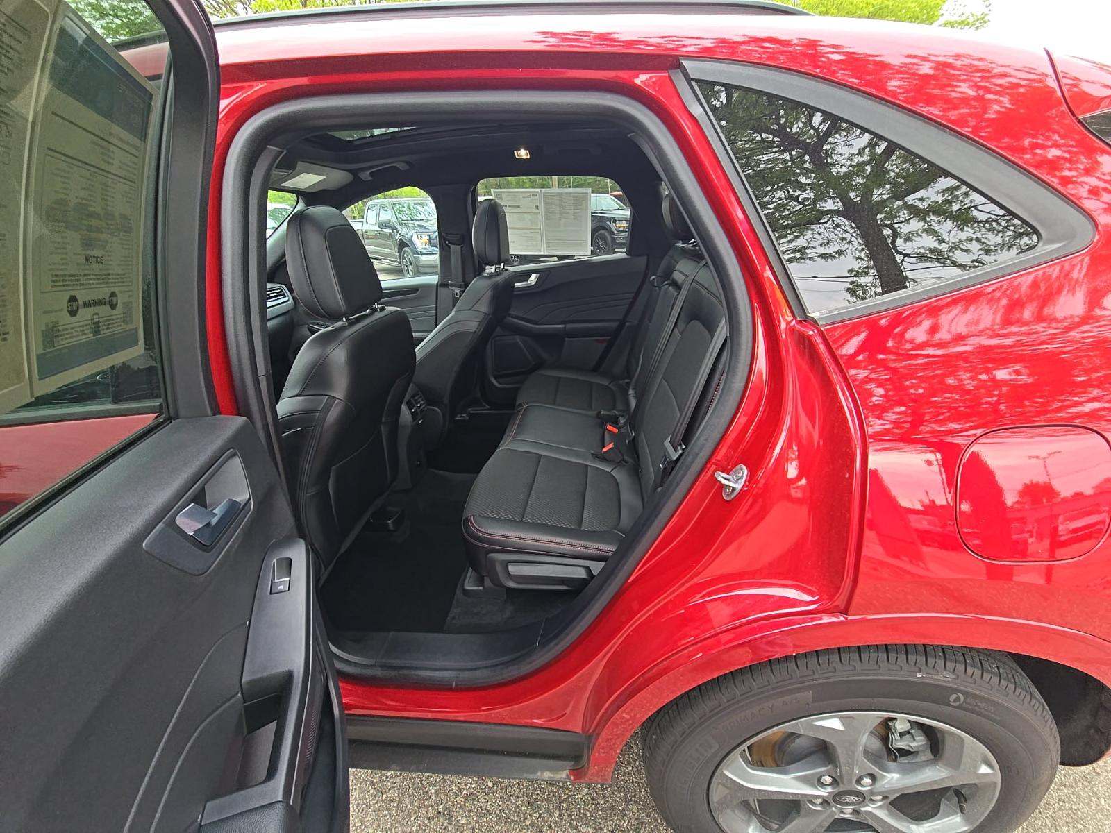 FORD ESCAPE - 9