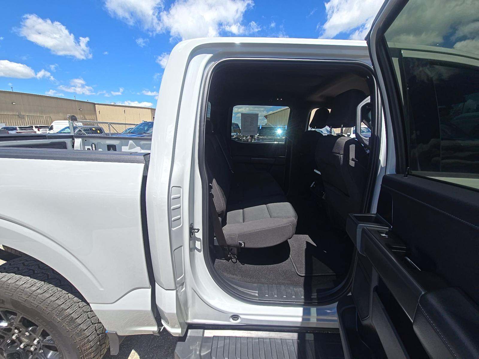 2024 Ford F-150 XLT AWD
