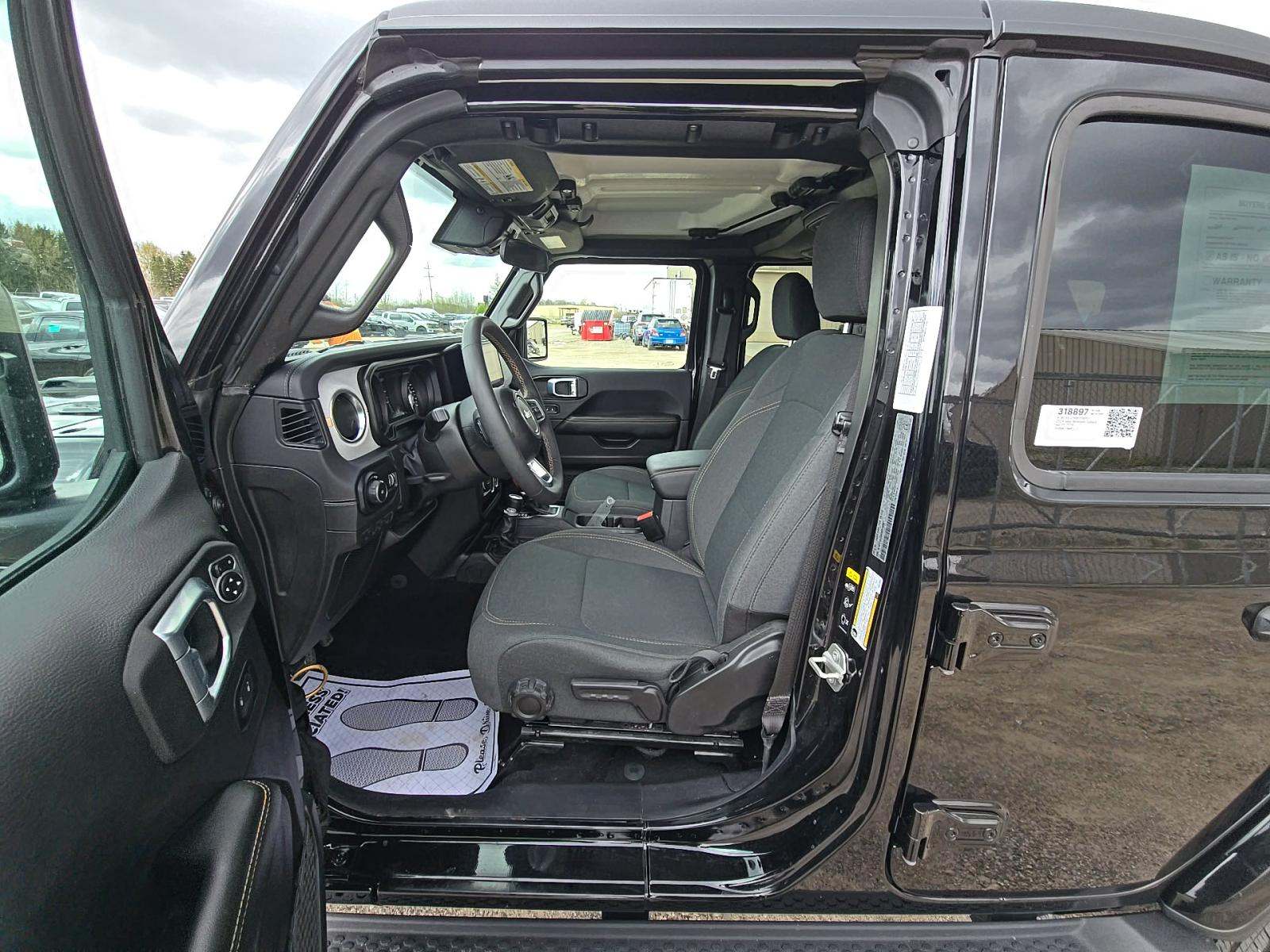 2024 Jeep Wrangler Sahara AWD