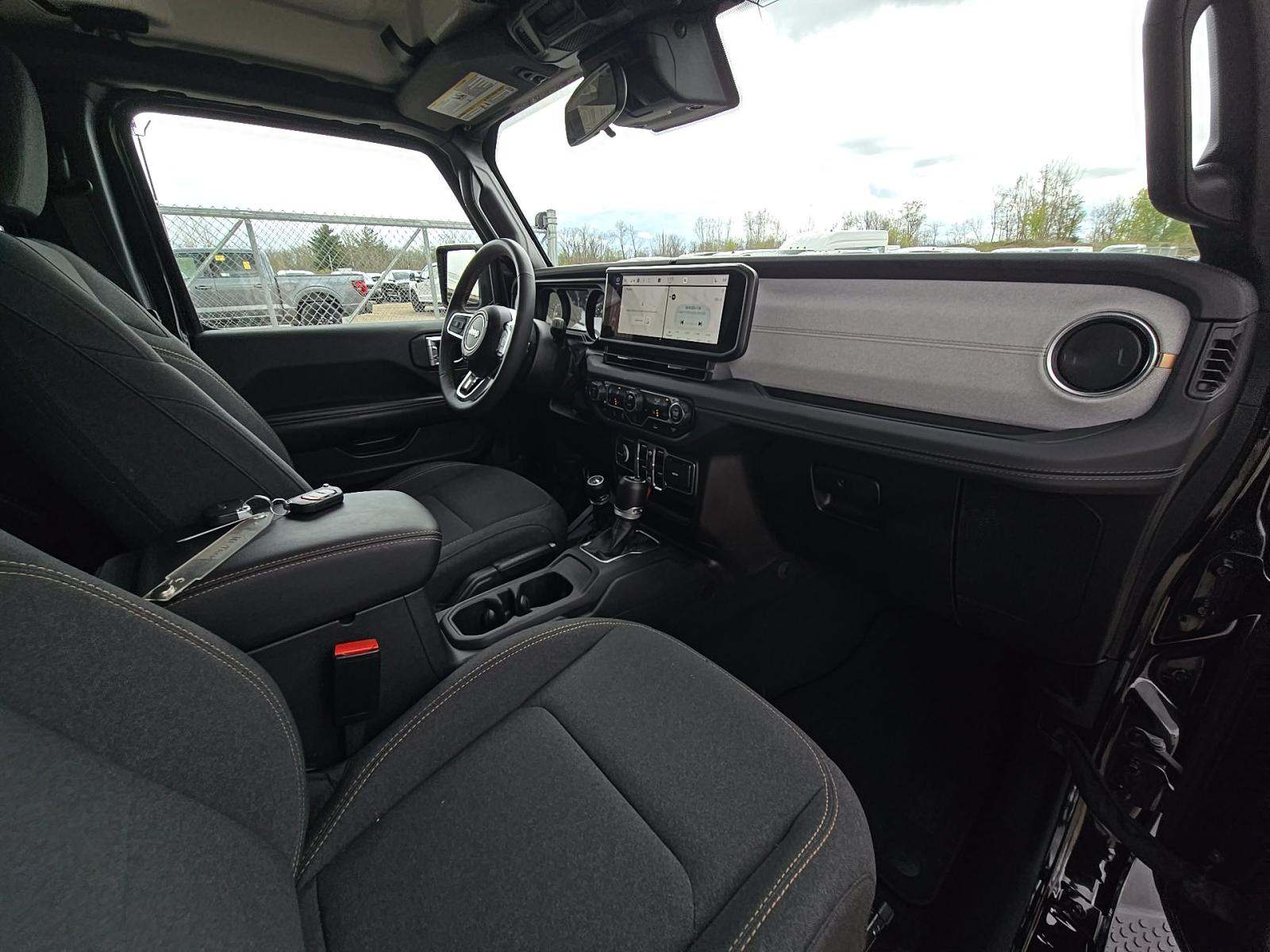 2024 Jeep Wrangler Sahara AWD