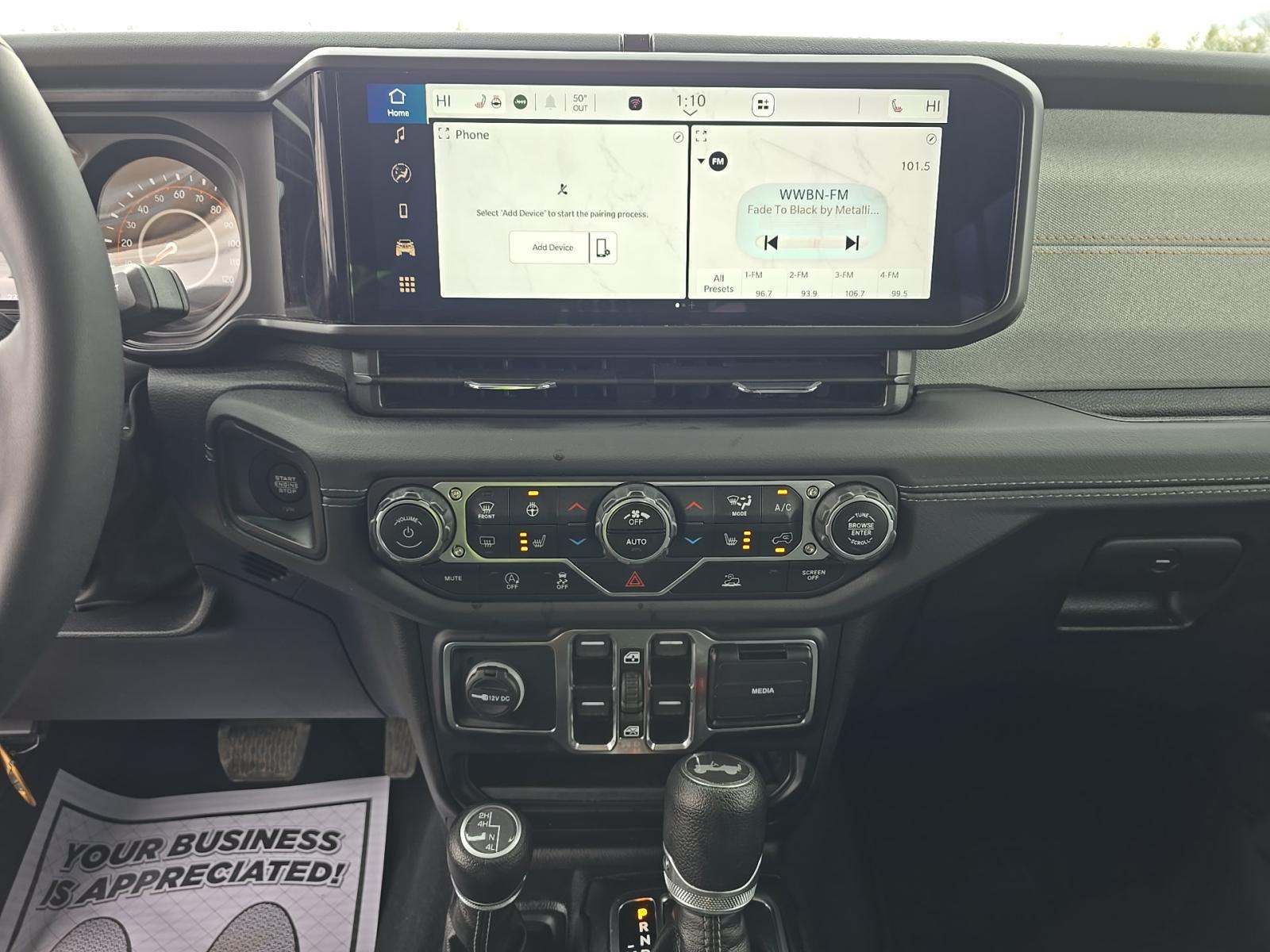 2024 Jeep Wrangler Sahara AWD
