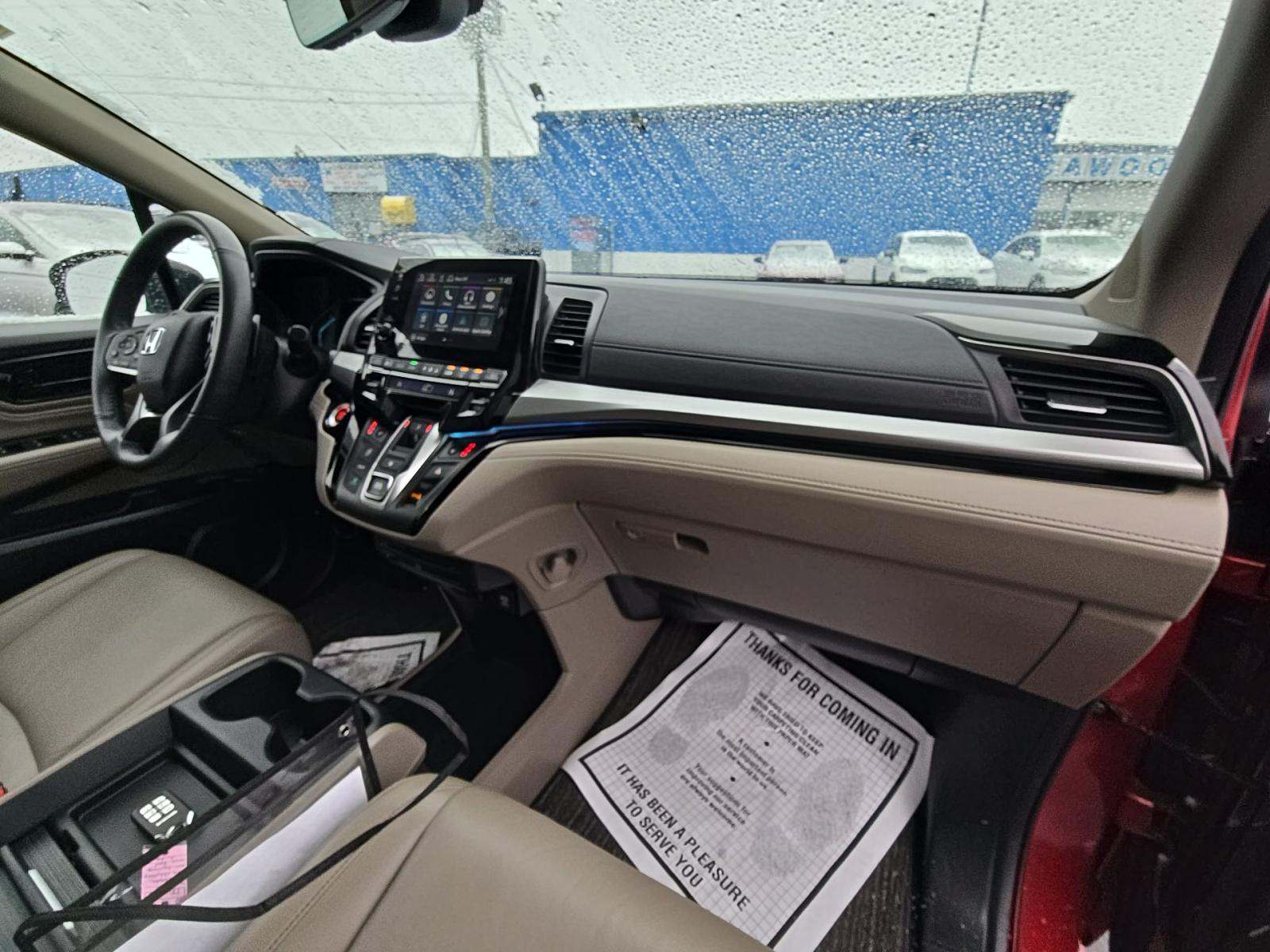 2023 Honda Odyssey Touring FWD