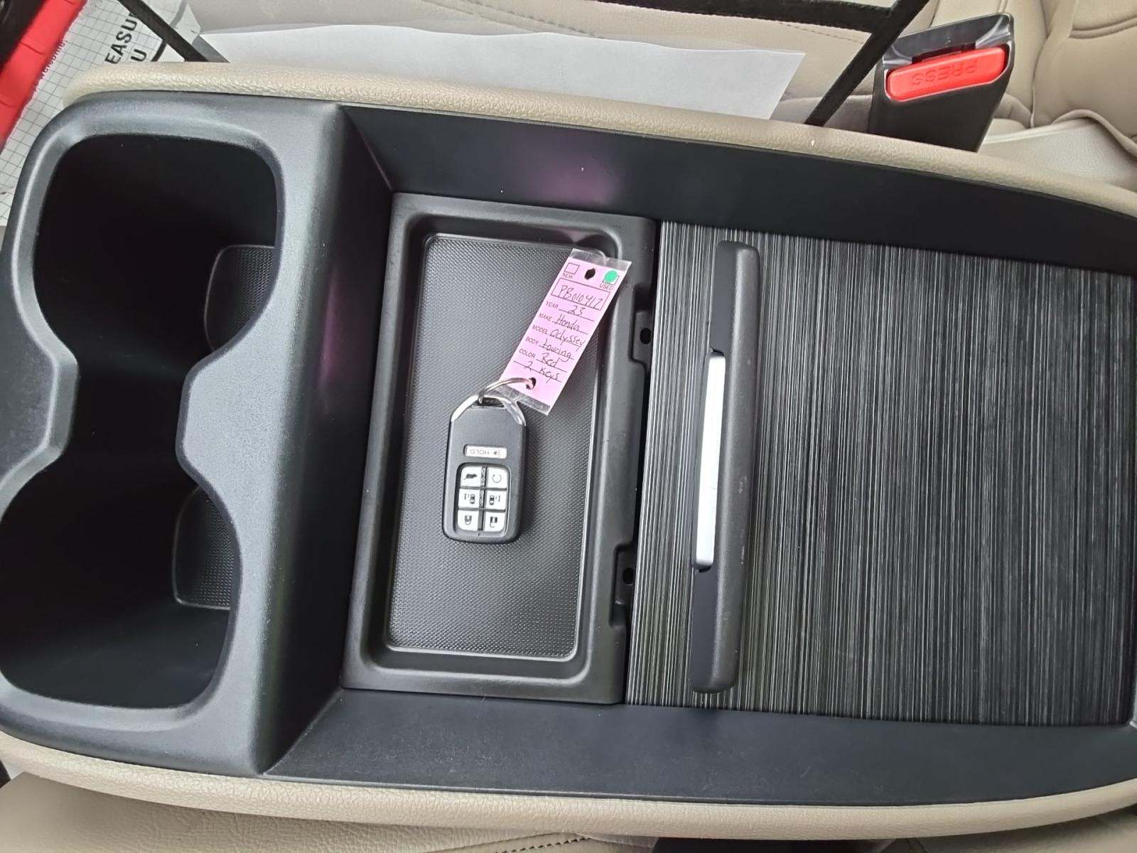 2023 Honda Odyssey Touring FWD