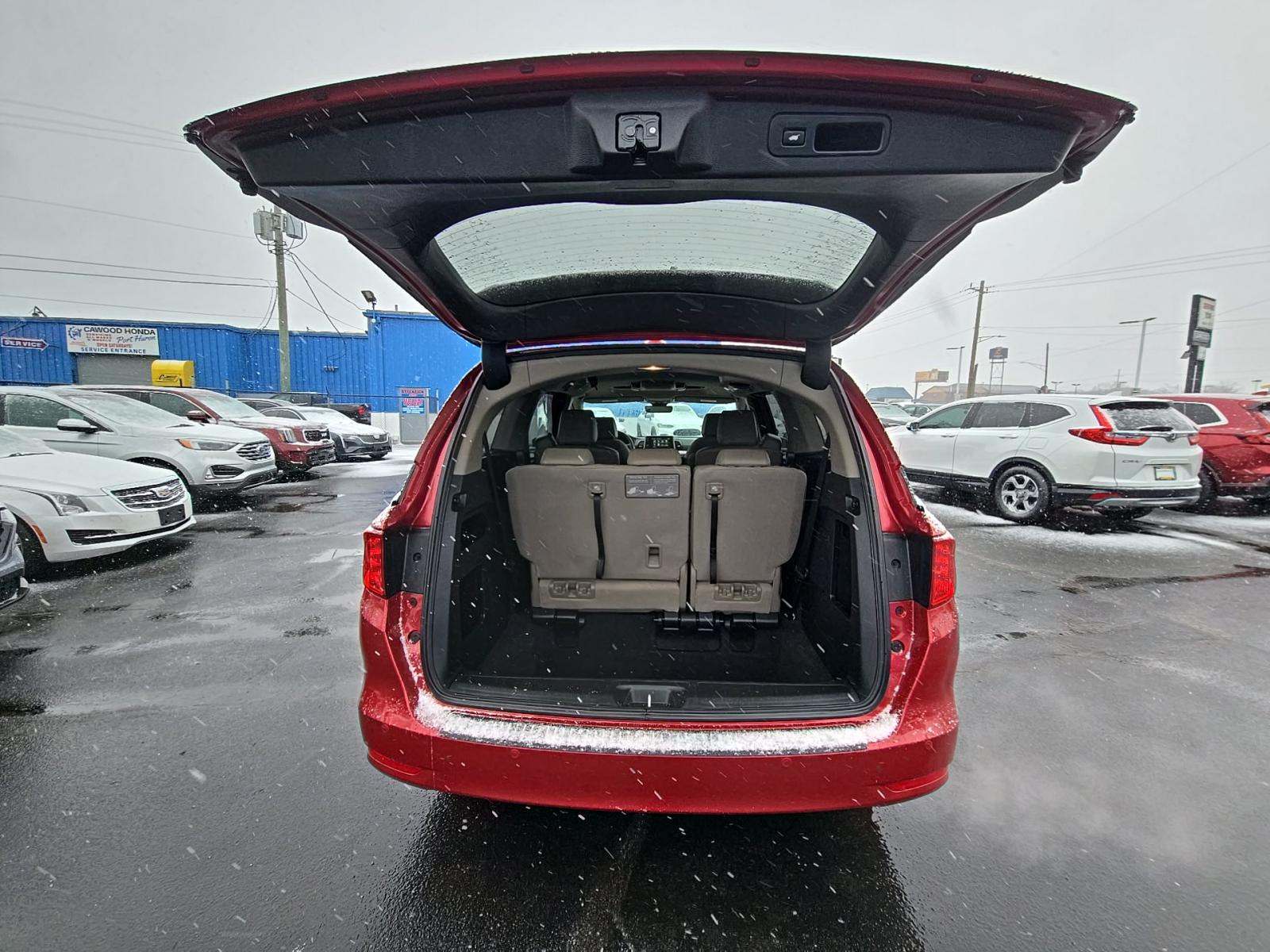 2023 Honda Odyssey Touring FWD