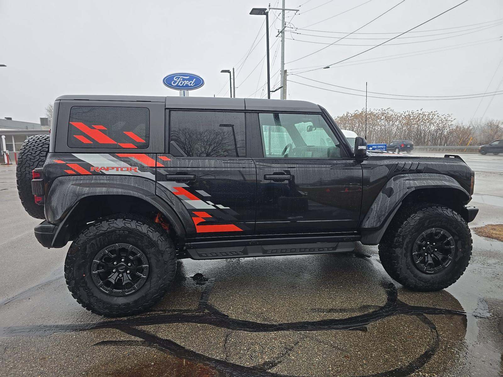 FORD BRONCO - 4