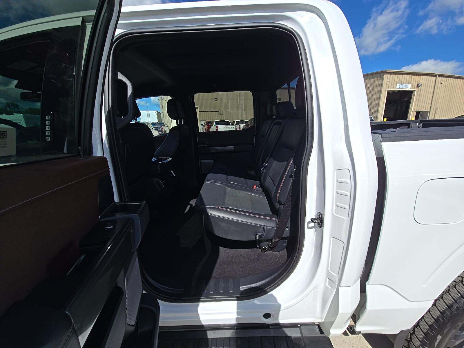 2023 Ford F-150 Lariat AWD