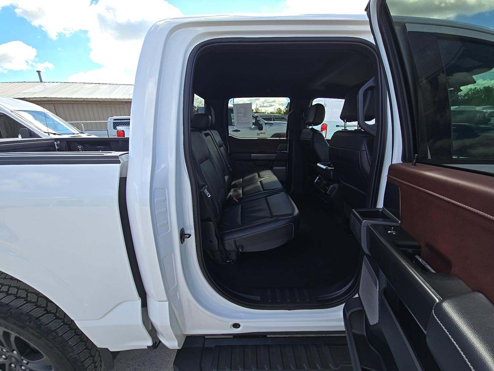 2023 Ford F-150 Lariat AWD