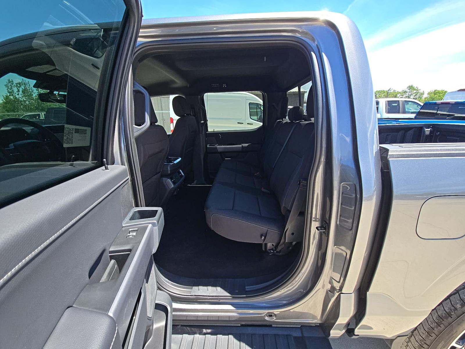 2025 Ford F-150 XLT AWD