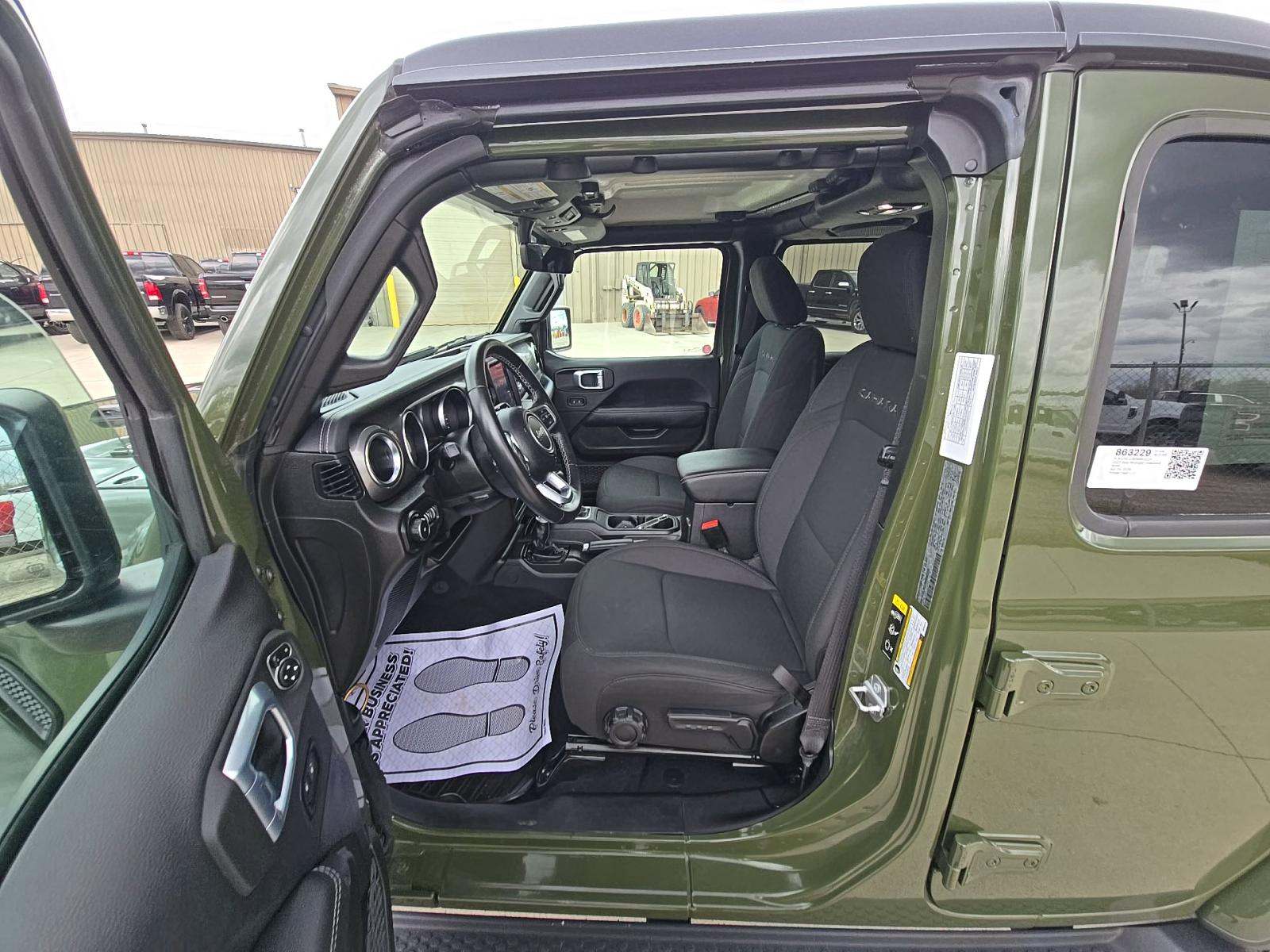 2021 Jeep Wrangler Unlimited Sahara AWD