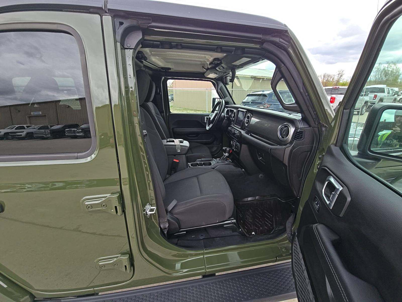 2021 Jeep Wrangler Unlimited Sahara AWD