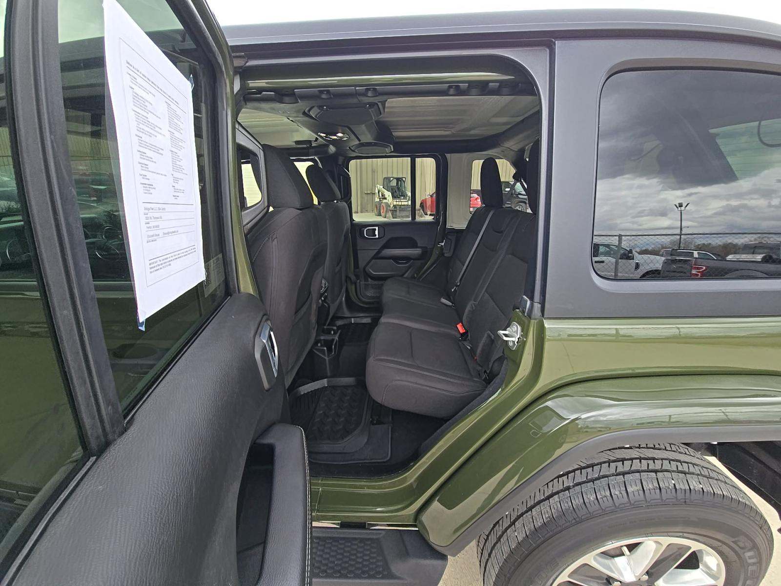2021 Jeep Wrangler Unlimited Sahara AWD