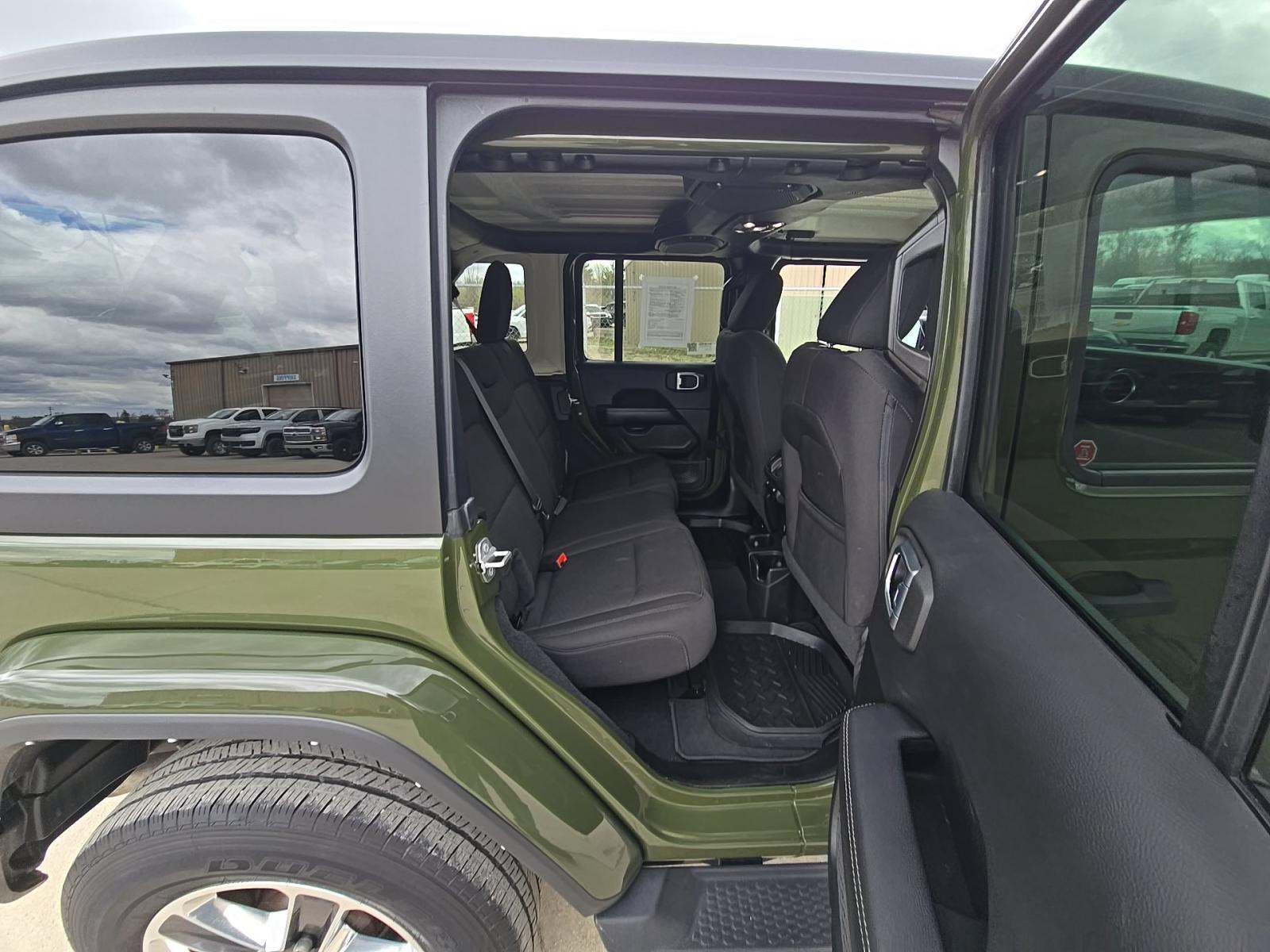 2021 Jeep Wrangler Unlimited Sahara AWD