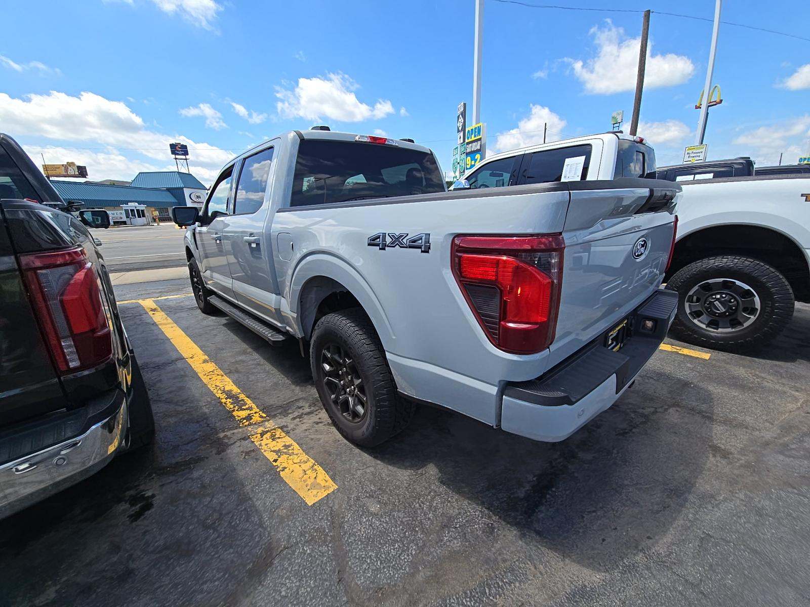 2024 Ford F-150 XLT AWD