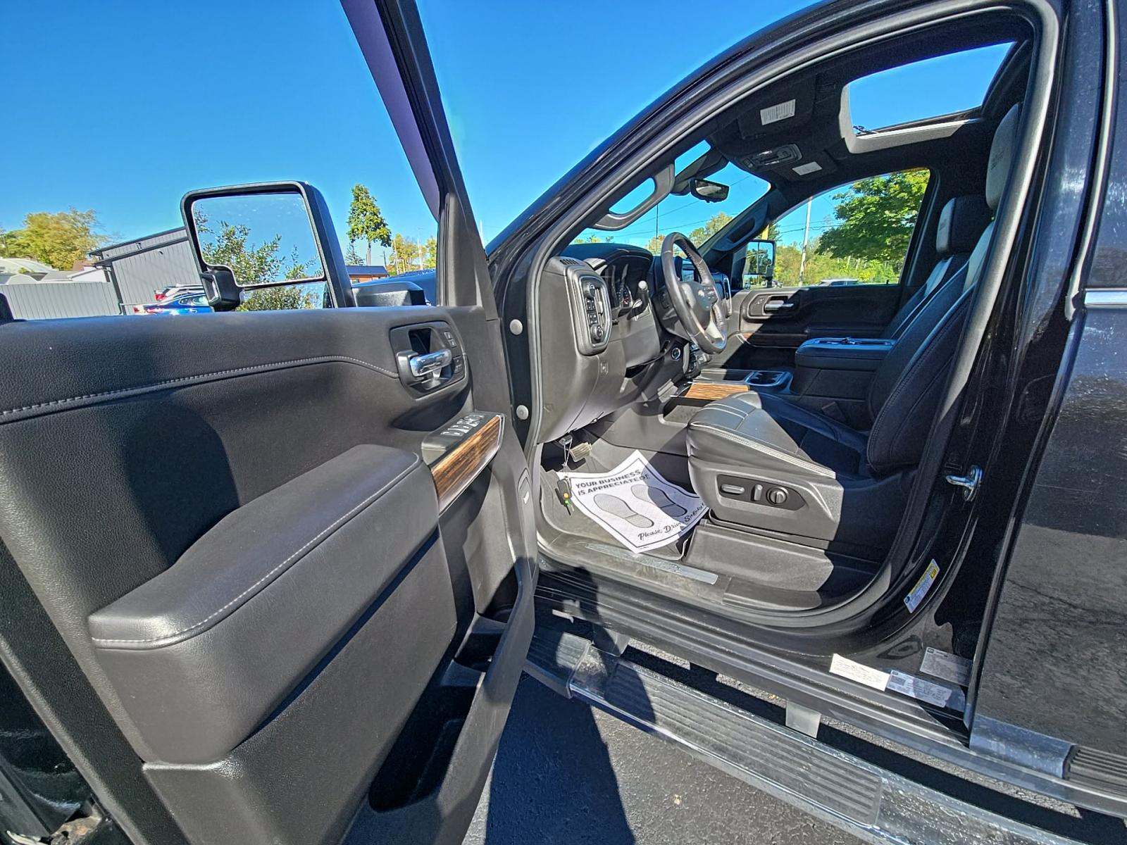 2022 Chevrolet Silverado 3500HD High Country AWD