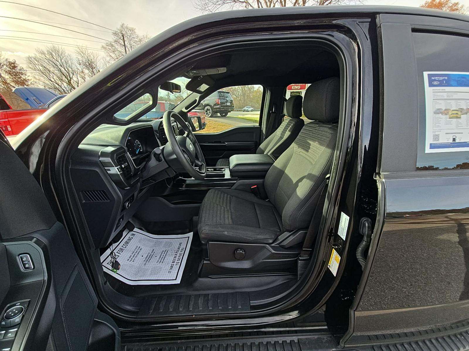 2023 Ford F-150 XL AWD