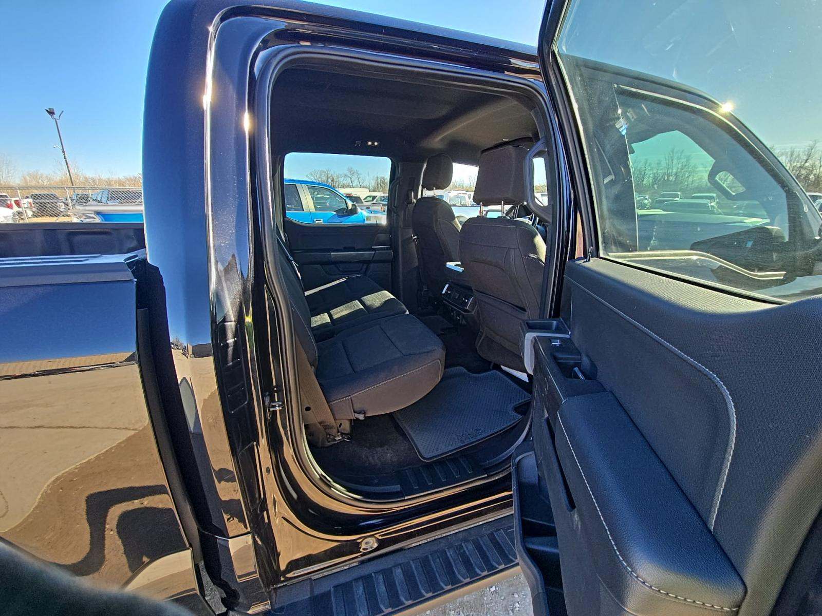 2023 Ford F-150 XLT AWD