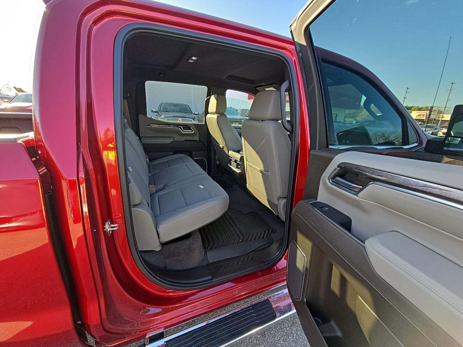 2023 Chevrolet Silverado 1500 LTZ AWD