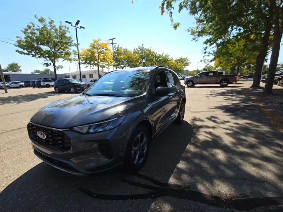 2023 Ford Escape ST-Line AWD