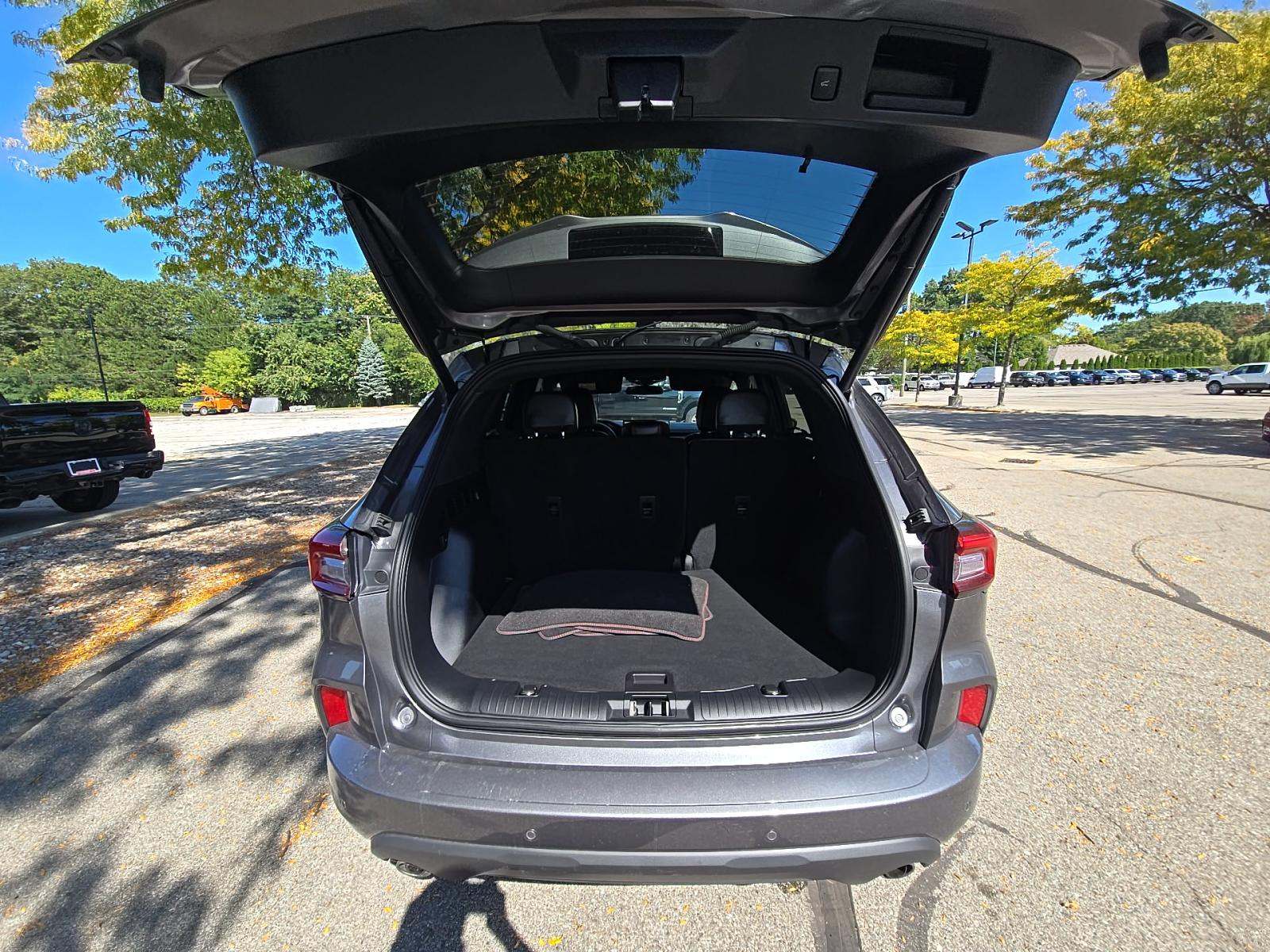 2023 Ford Escape ST-Line AWD