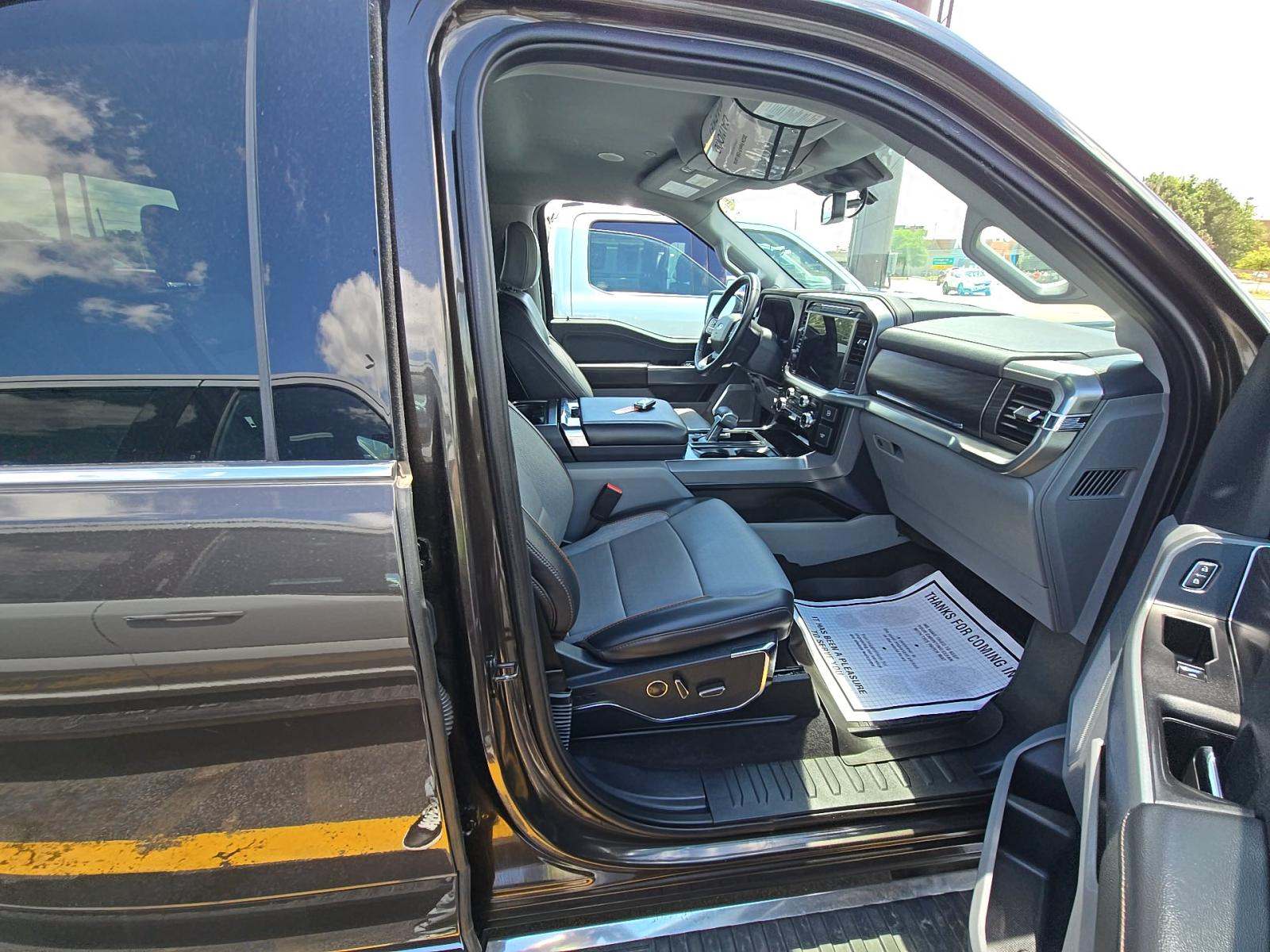 2024 Ford F-150 Hybrid Lariat AWD