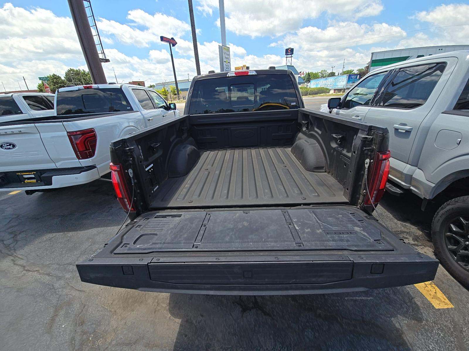 2024 Ford F-150 Hybrid Lariat AWD