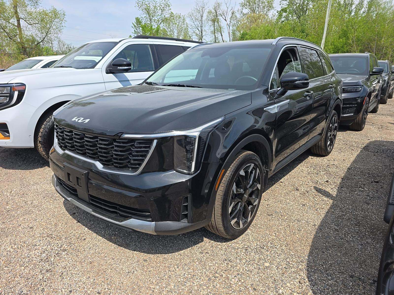 2025 Kia Sorento X-Line AWD