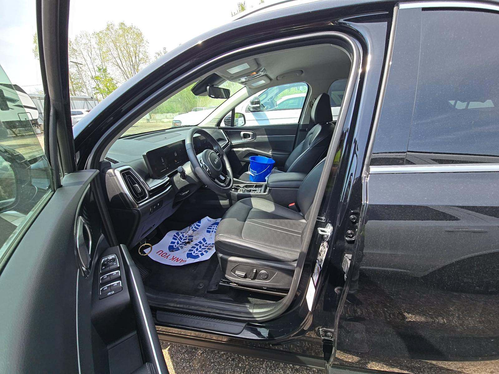 2025 Kia Sorento X-Line AWD
