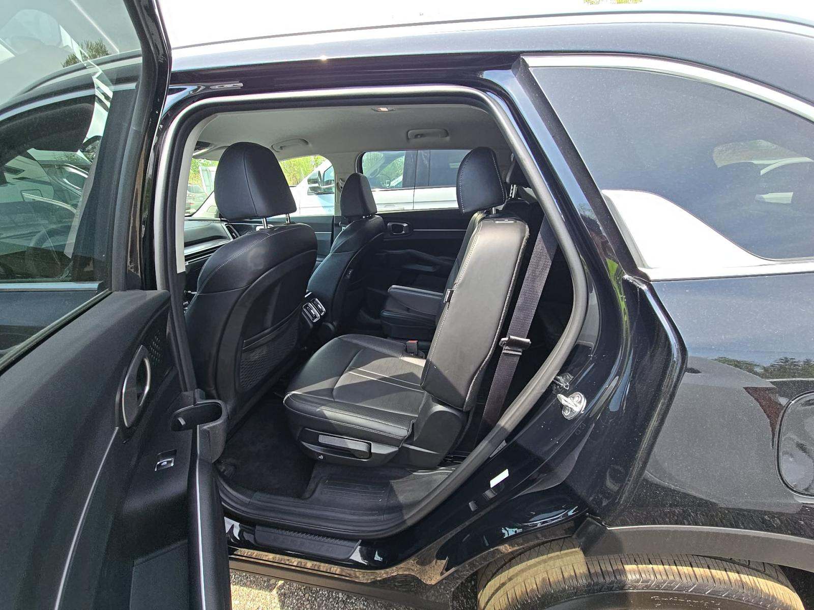 2025 Kia Sorento X-Line AWD