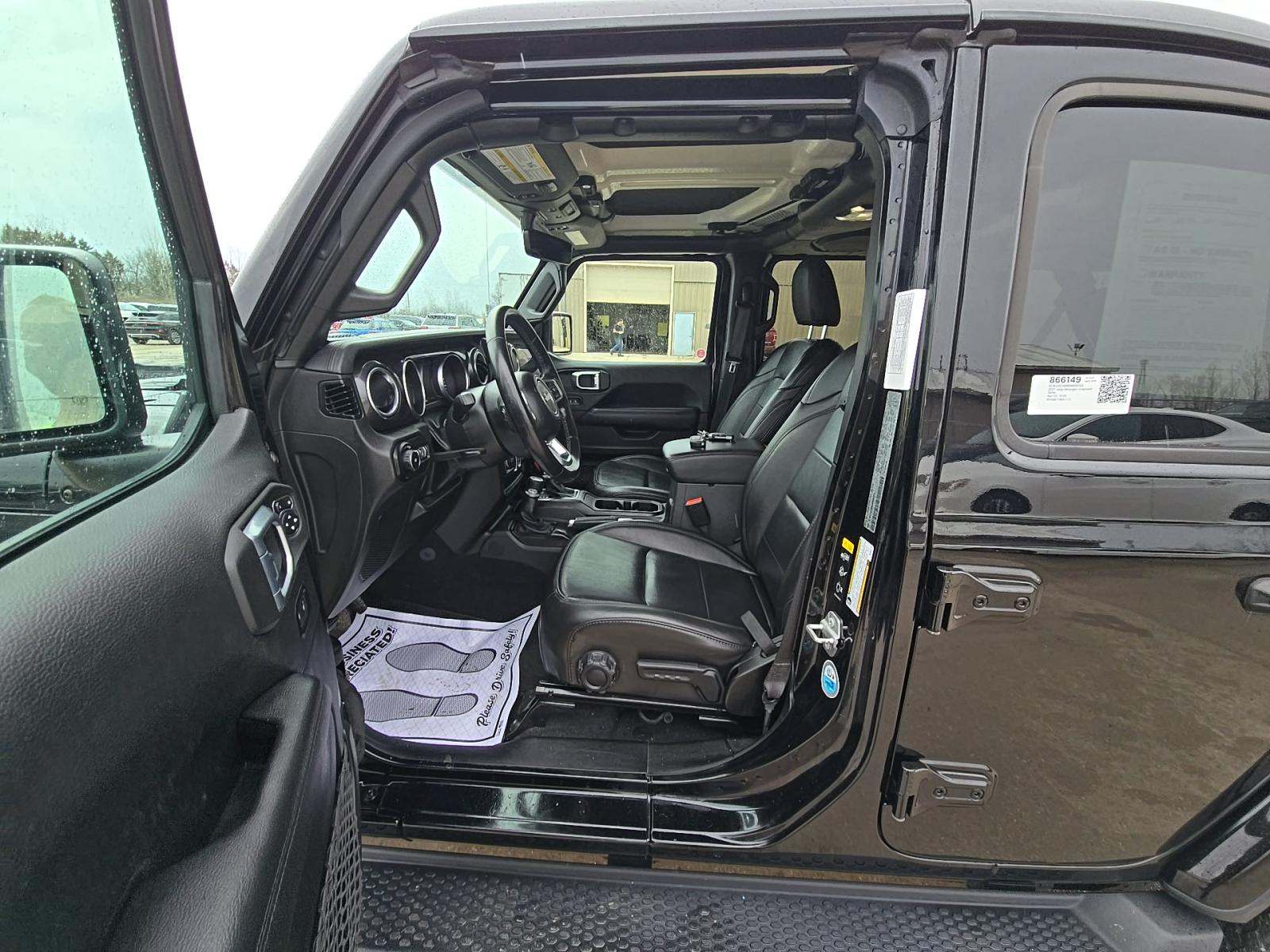 JEEP UNLIMITED SAHARA ALTITUDE EDITION - 2